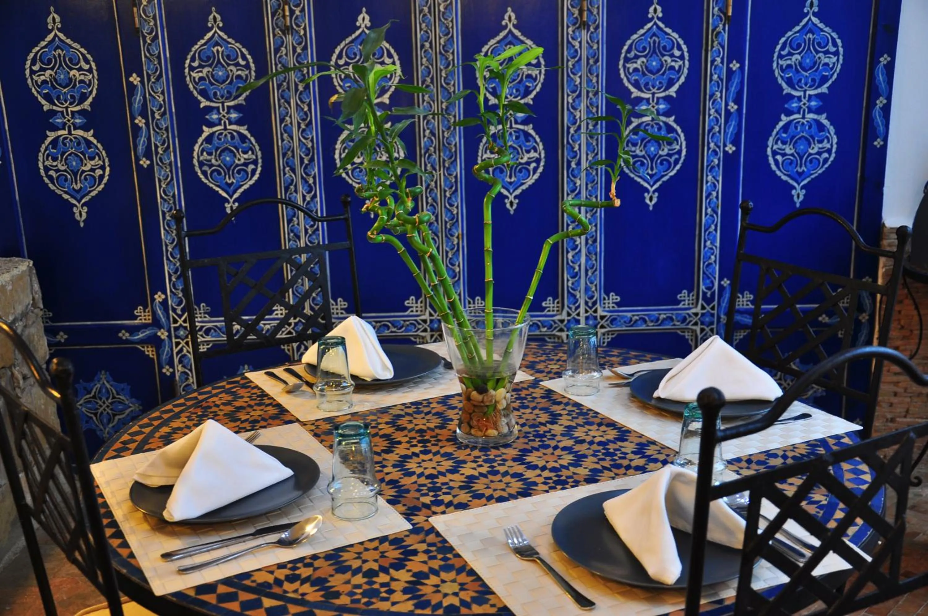 Restaurant/places to eat in Hotel Al Alba Hammam & Restaurant