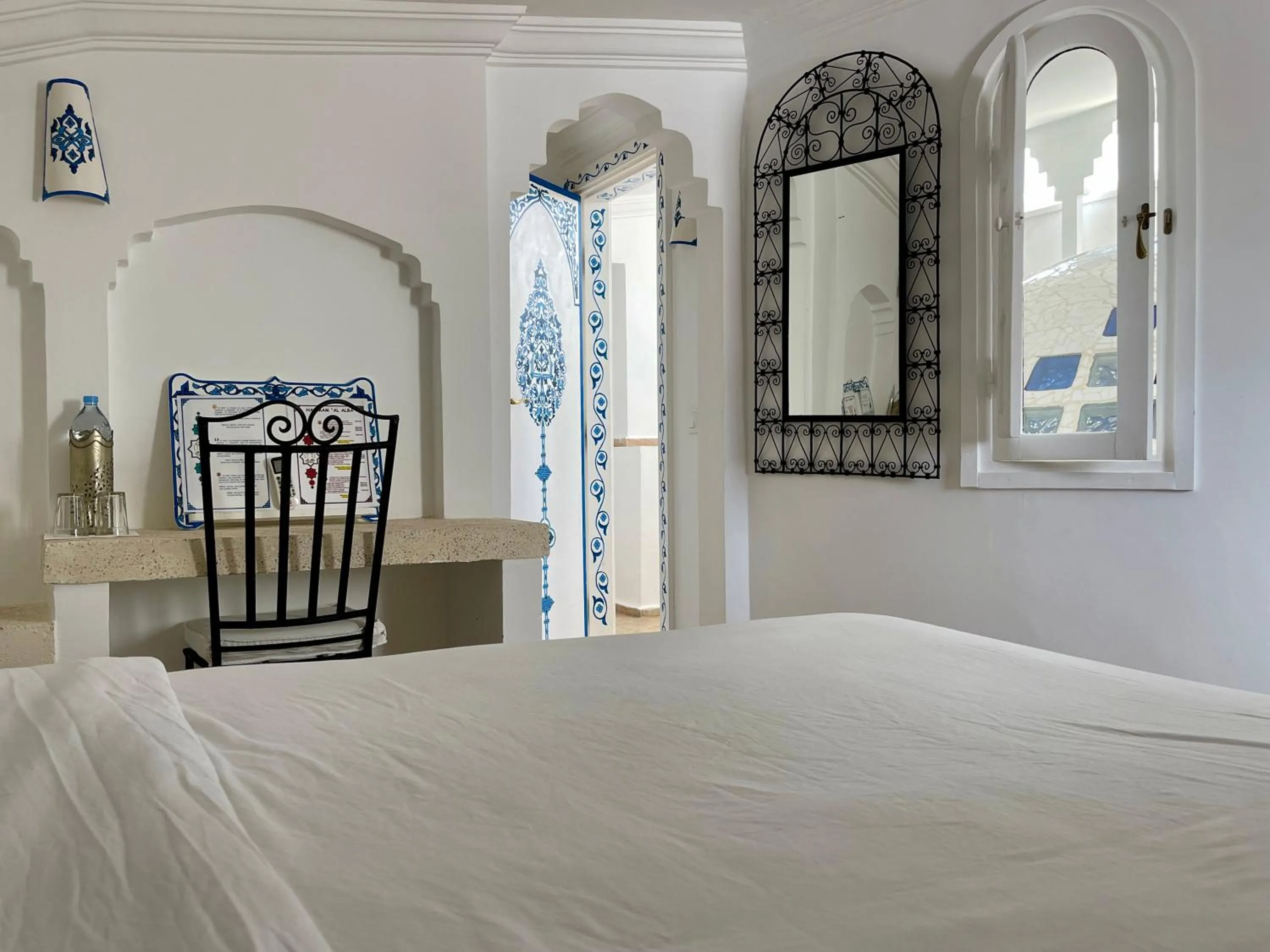 Bed in Hotel Al Alba Hammam & Restaurant