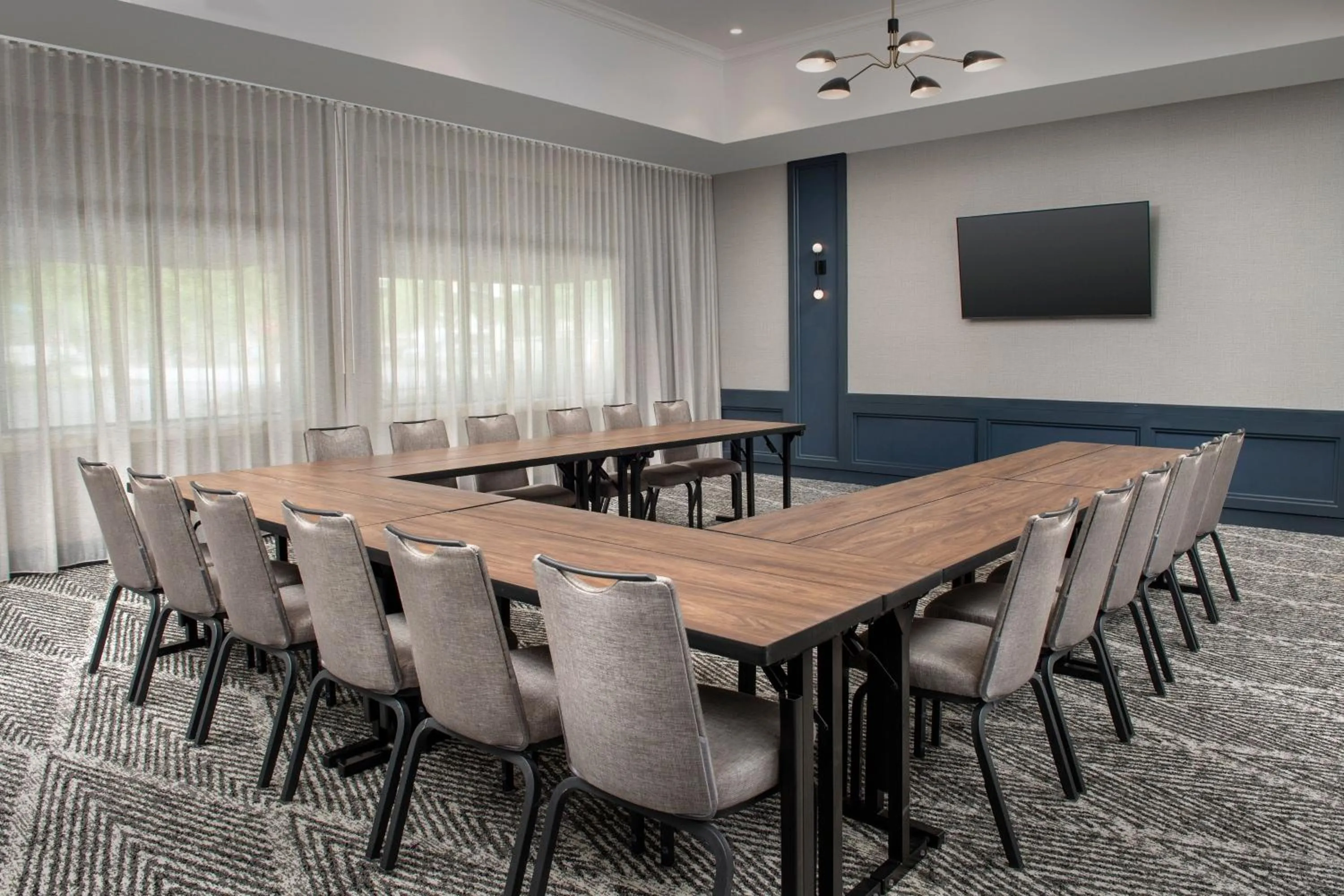 Meeting/conference room in Courtyard by Marriott Savannah Downtown - Historic District