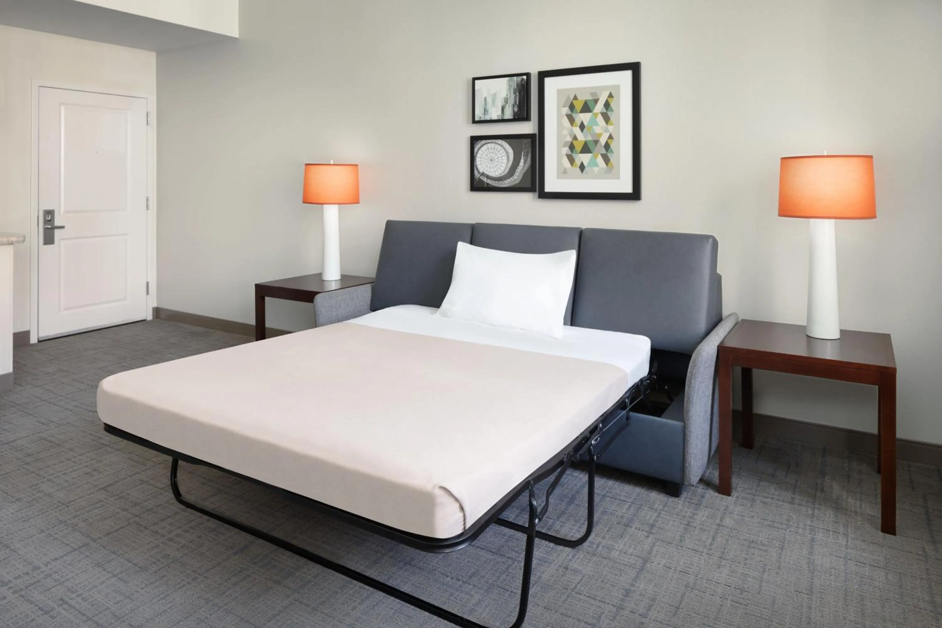 Photo of the whole room, Bed in Residence Inn Savannah Downtown Historic District