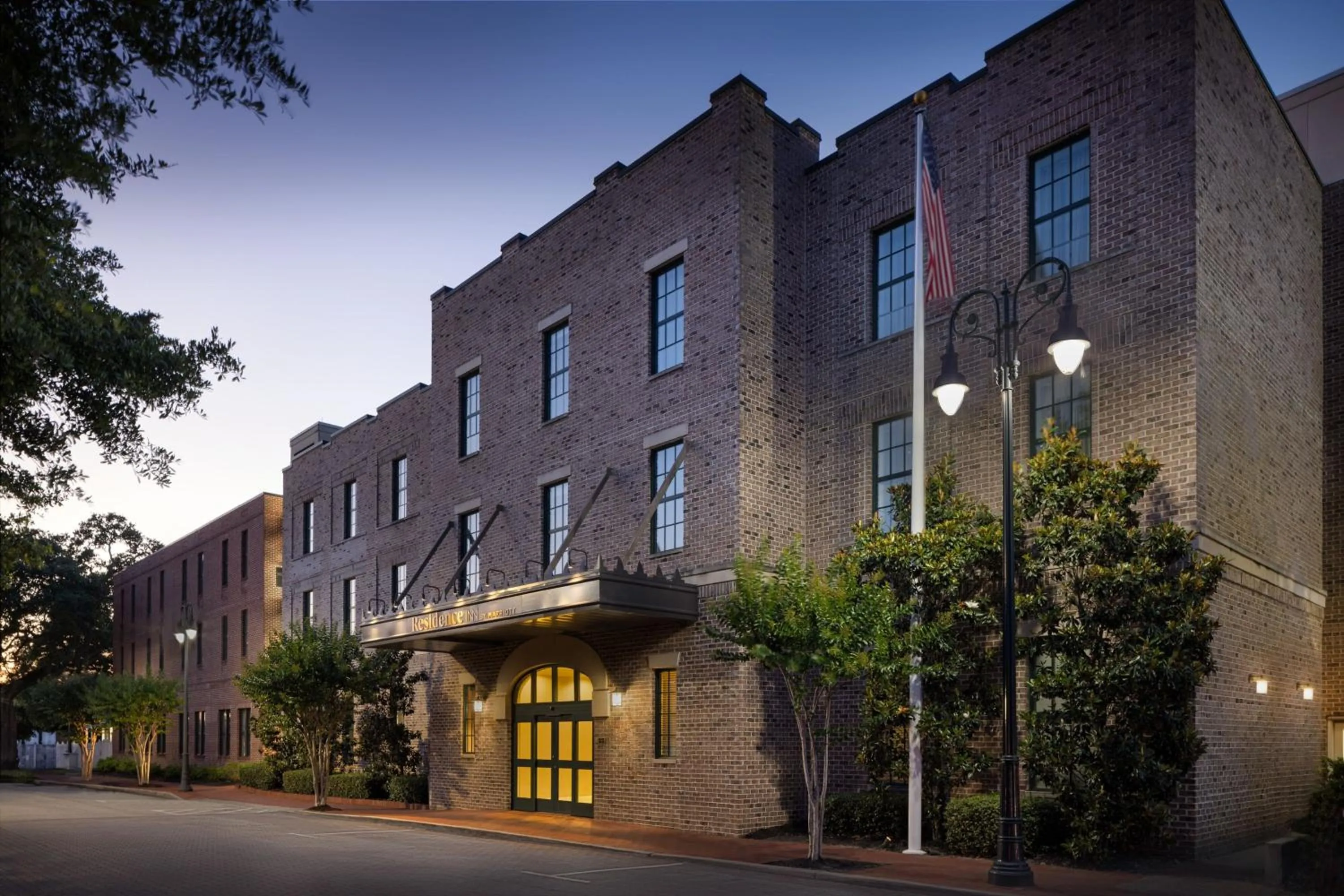 Property building in Residence Inn Savannah Downtown Historic District