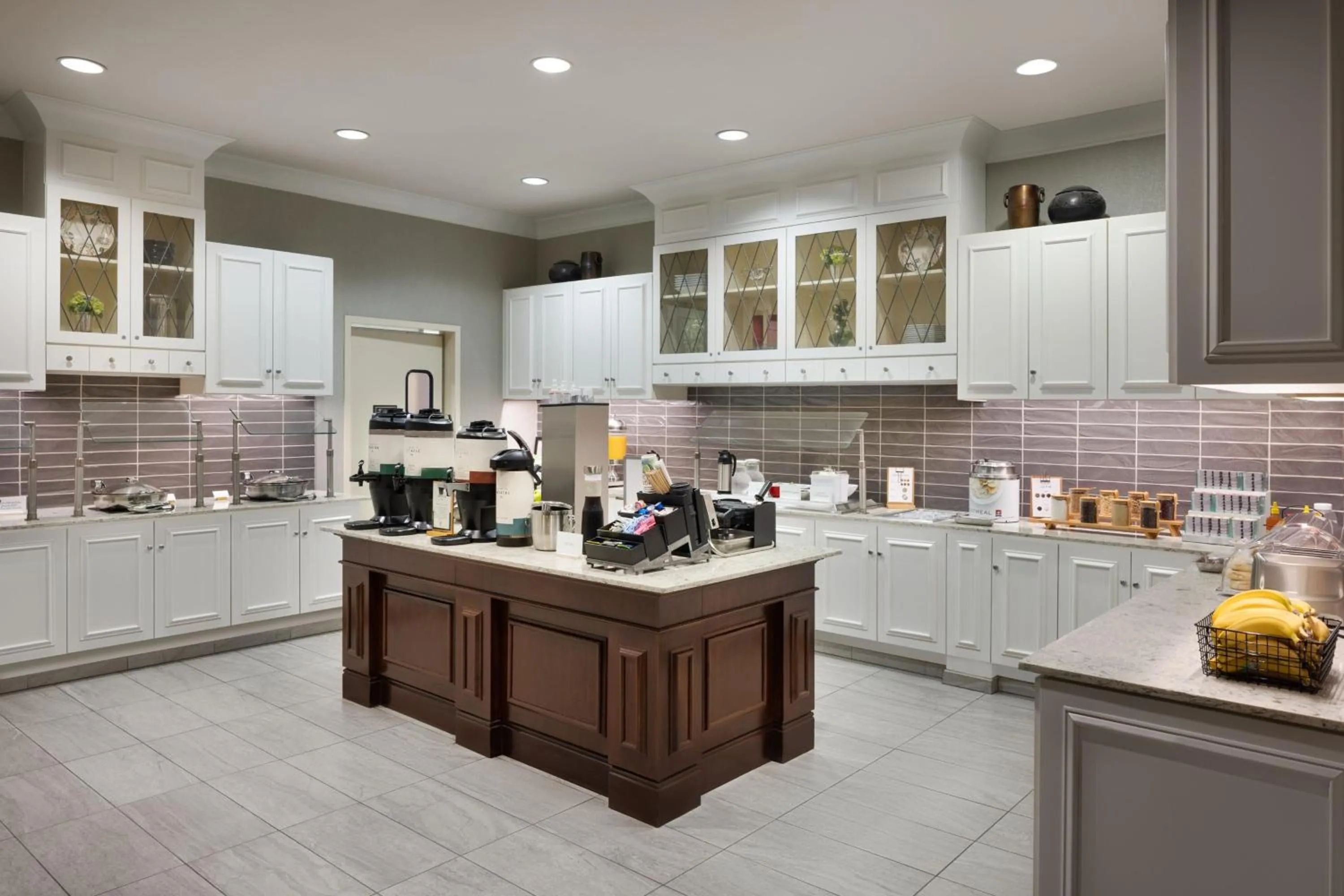 Breakfast in Residence Inn Savannah Downtown Historic District