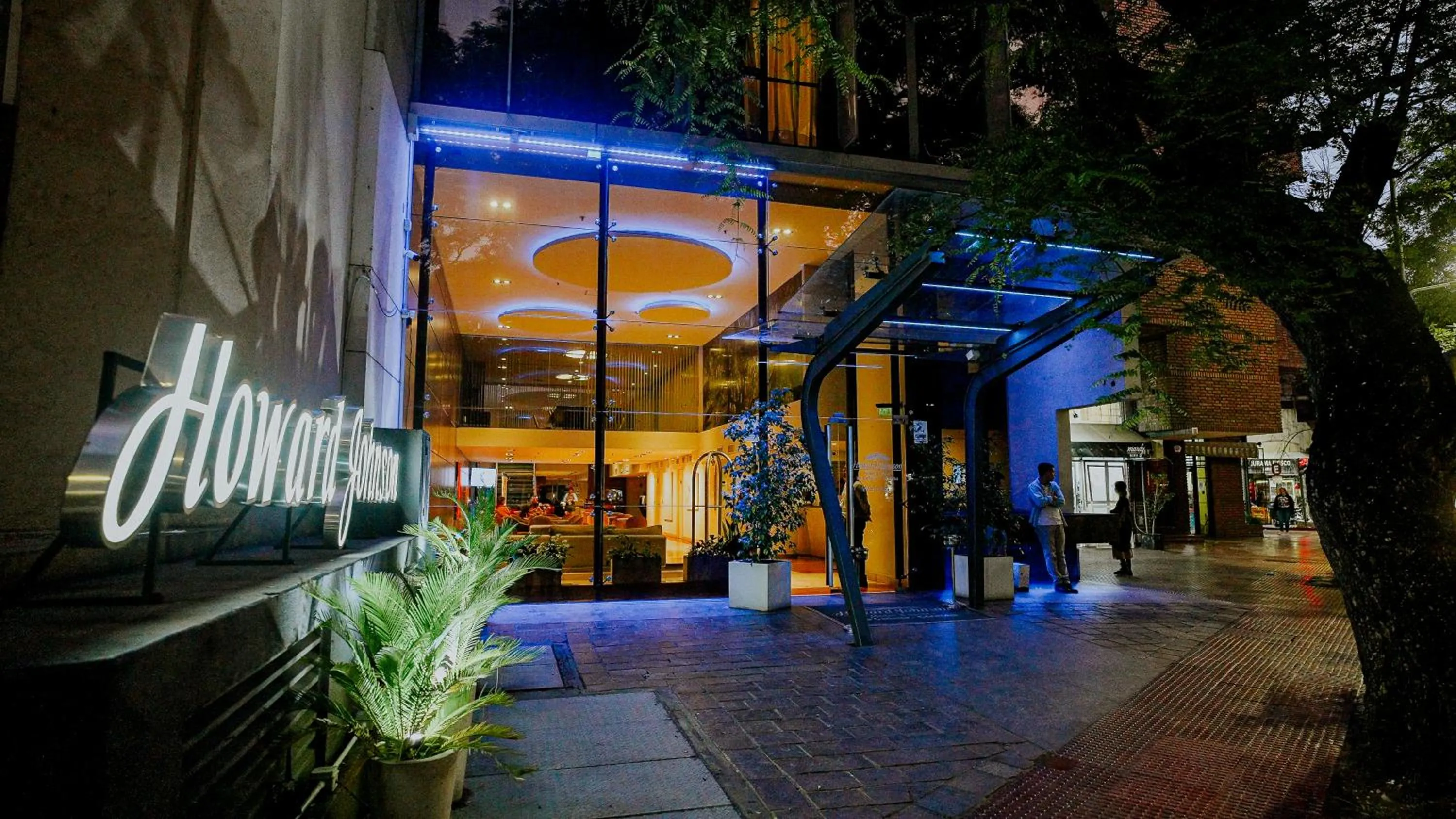 Property building in Howard Johnson by Wyndham Córdoba La Cañada