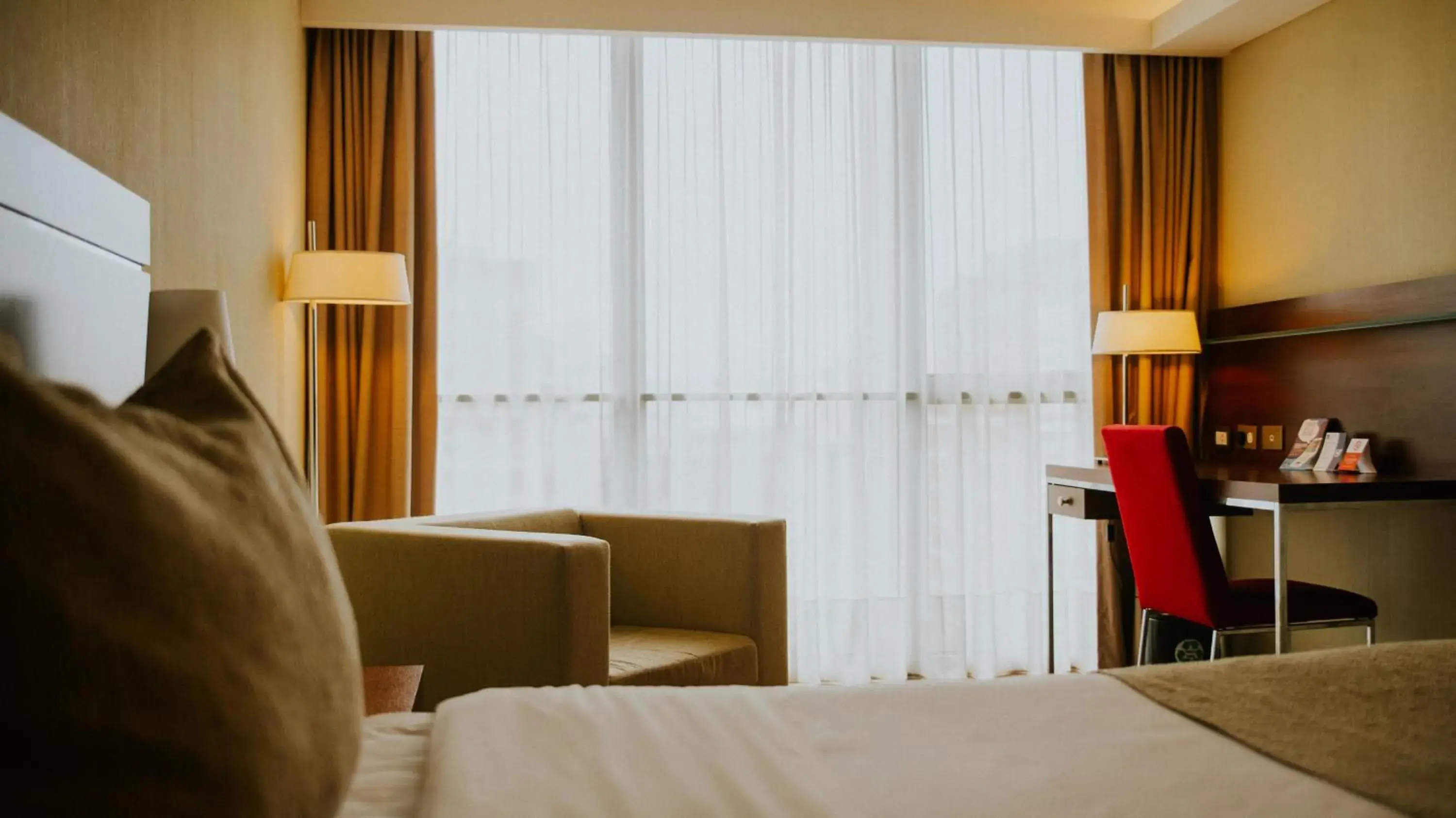 Decorative detail, Bed in Howard Johnson by Wyndham Córdoba La Cañada Decorative detail, Bed in Howard Johnson by Wyndham Córdoba La Cañada