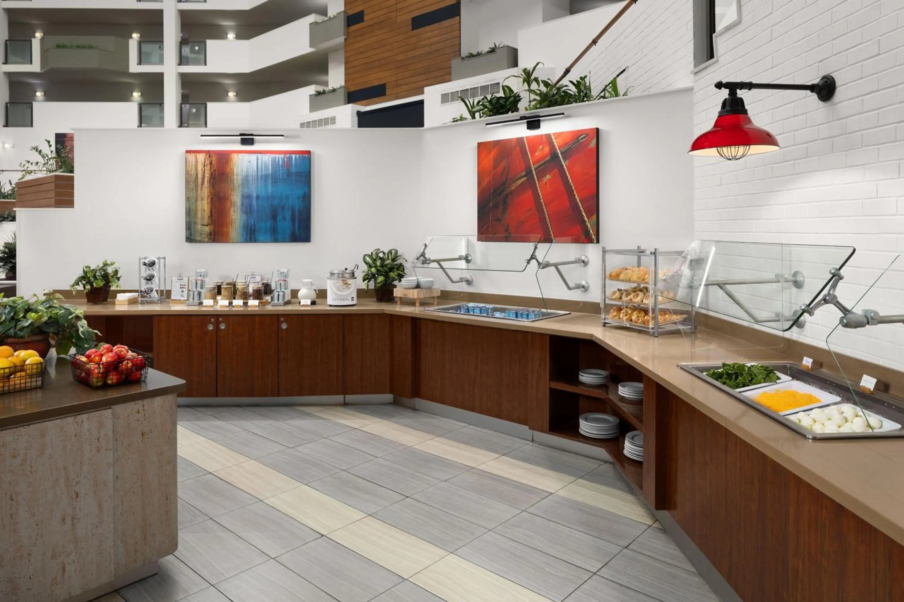 Breakfast in Residence Inn by Marriott Seattle Downtown/Lake Union