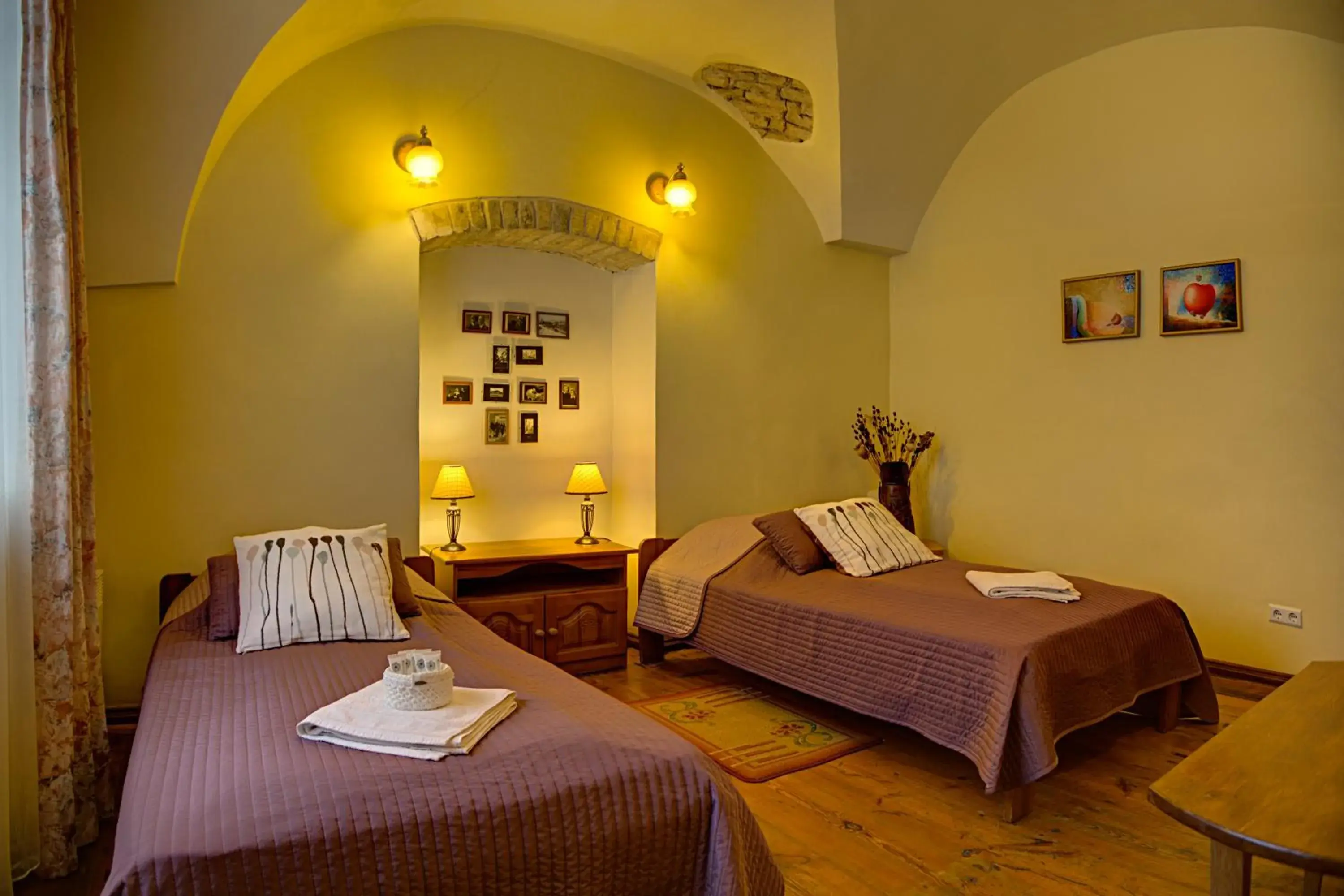Double or Twin Room with Shared Bathroom in Bernardinu B&B House Double or Twin Room with Shared Bathroom in Bernardinu B&B House