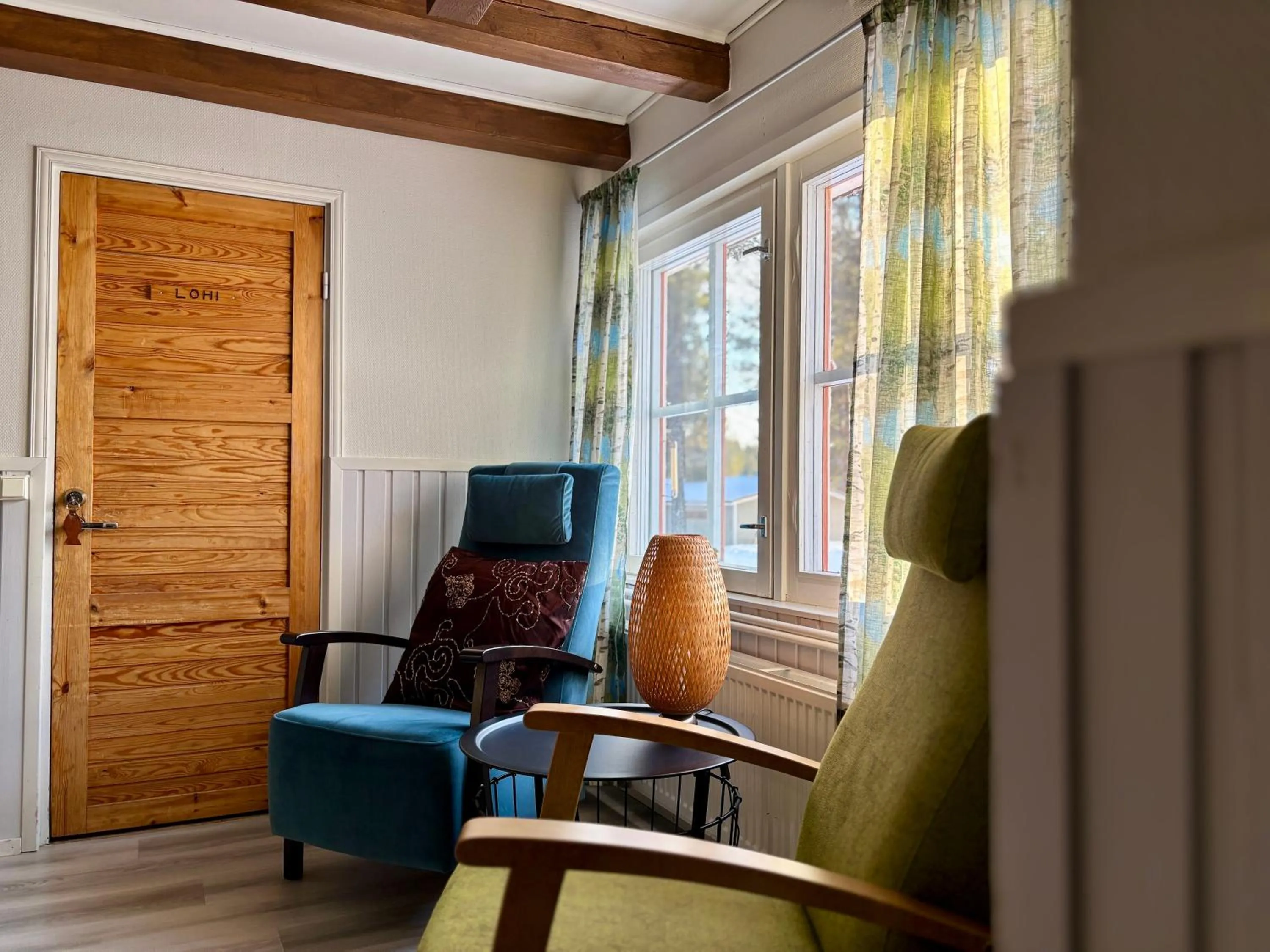 Seating area in Arctic Lodge Hetan Kota