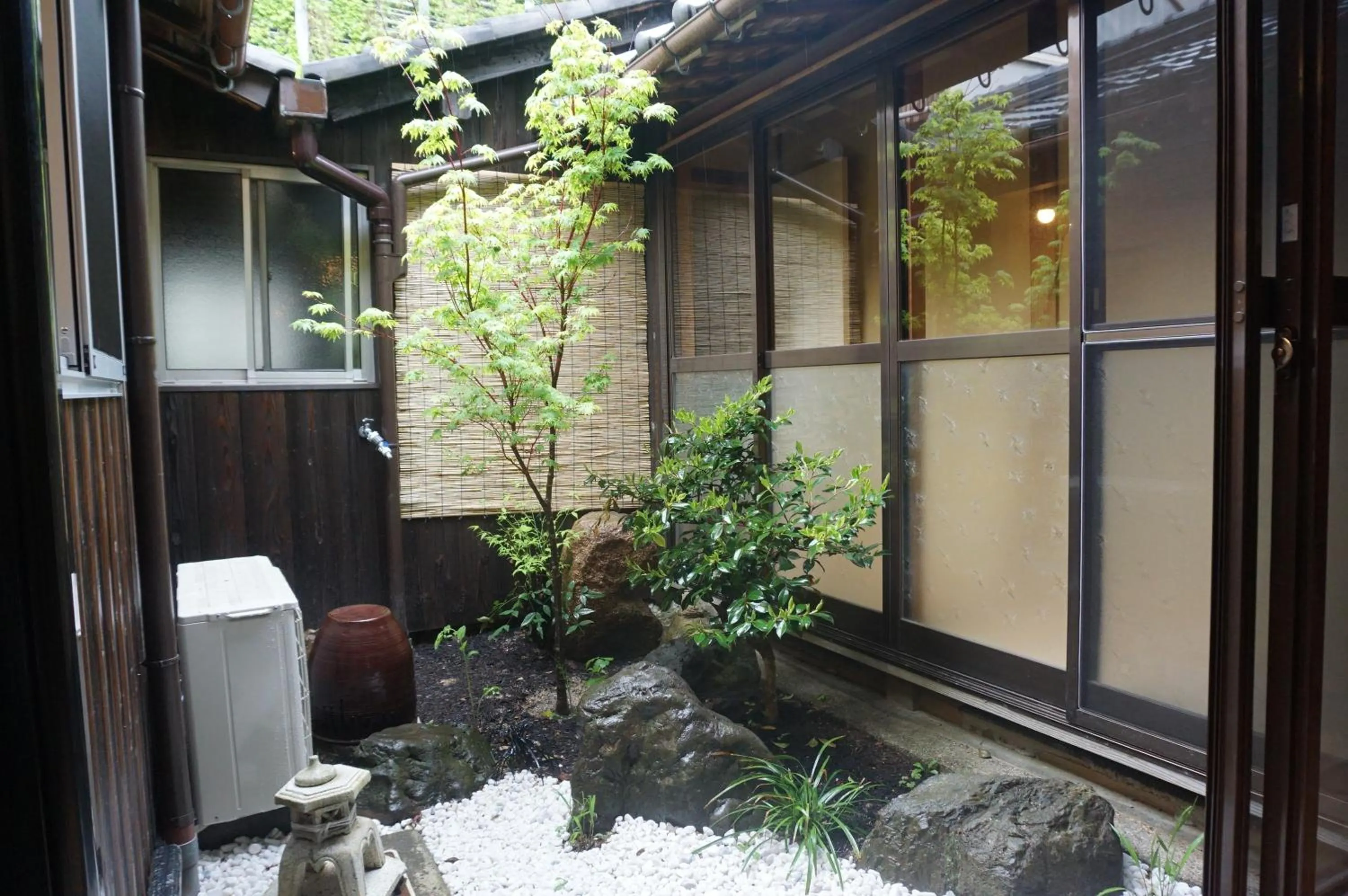 Garden view in Obama Machiya Stay