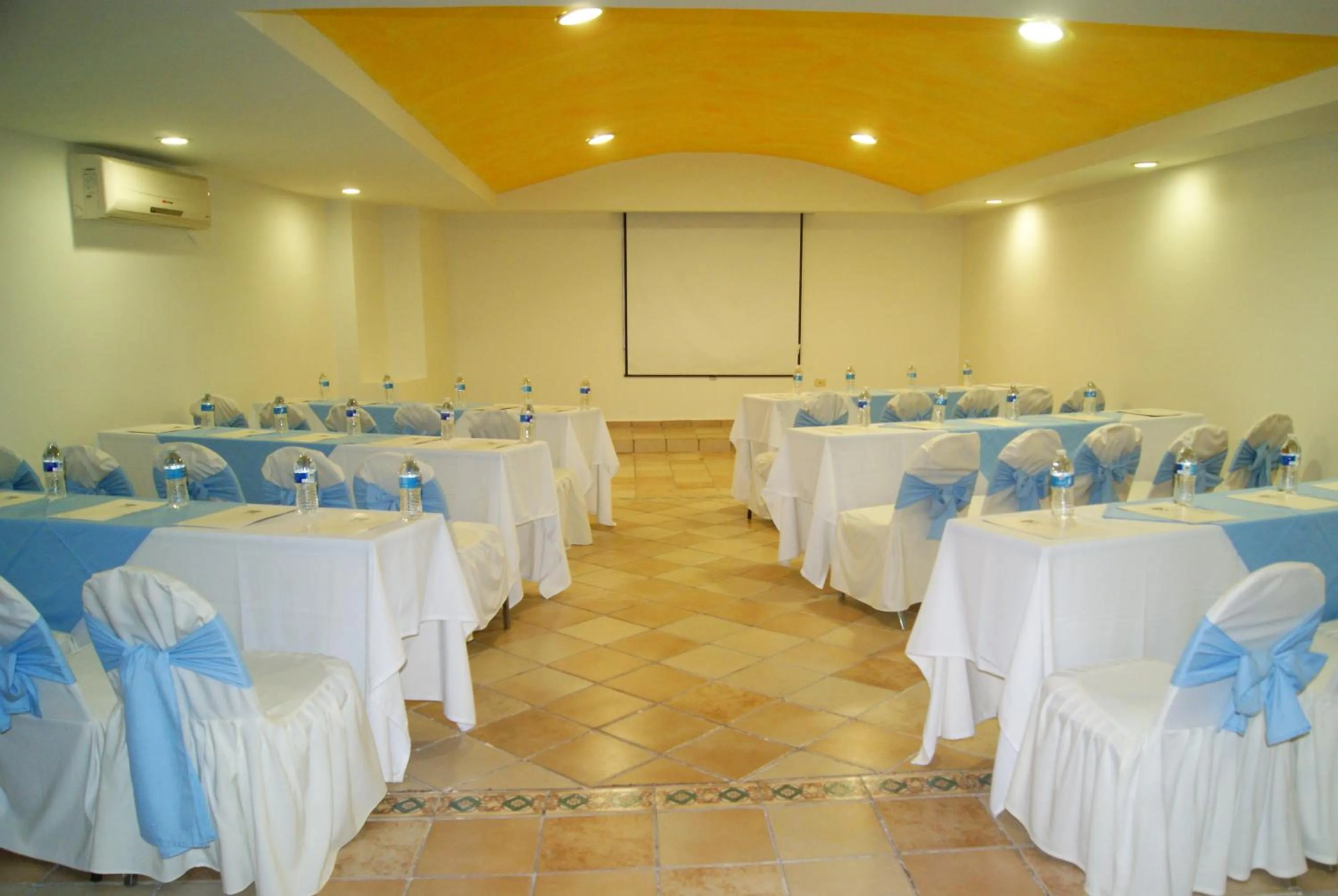 Business facilities in Hotel Miraflores Villahermosa