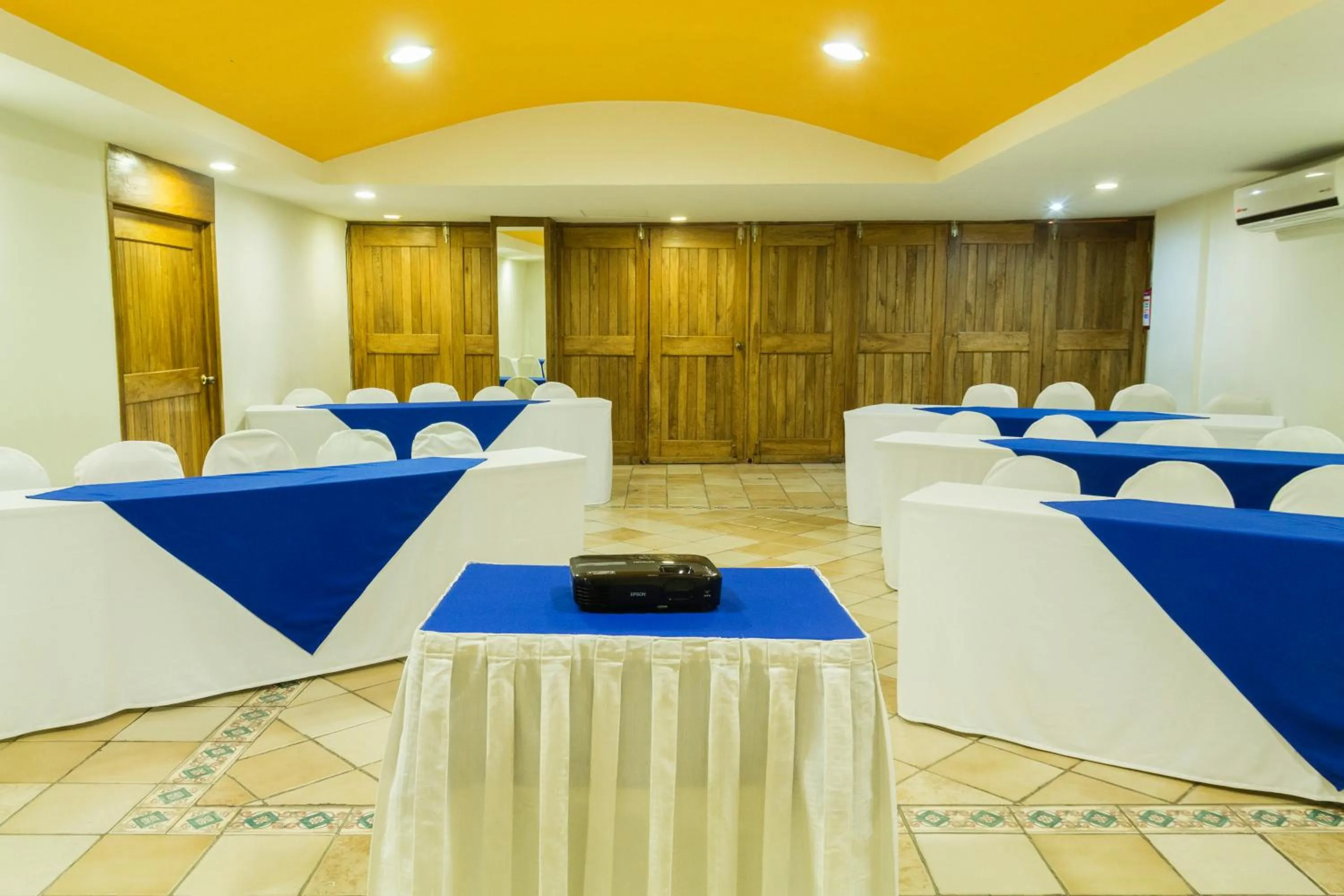 Banquet/Function facilities in Hotel Miraflores Villahermosa