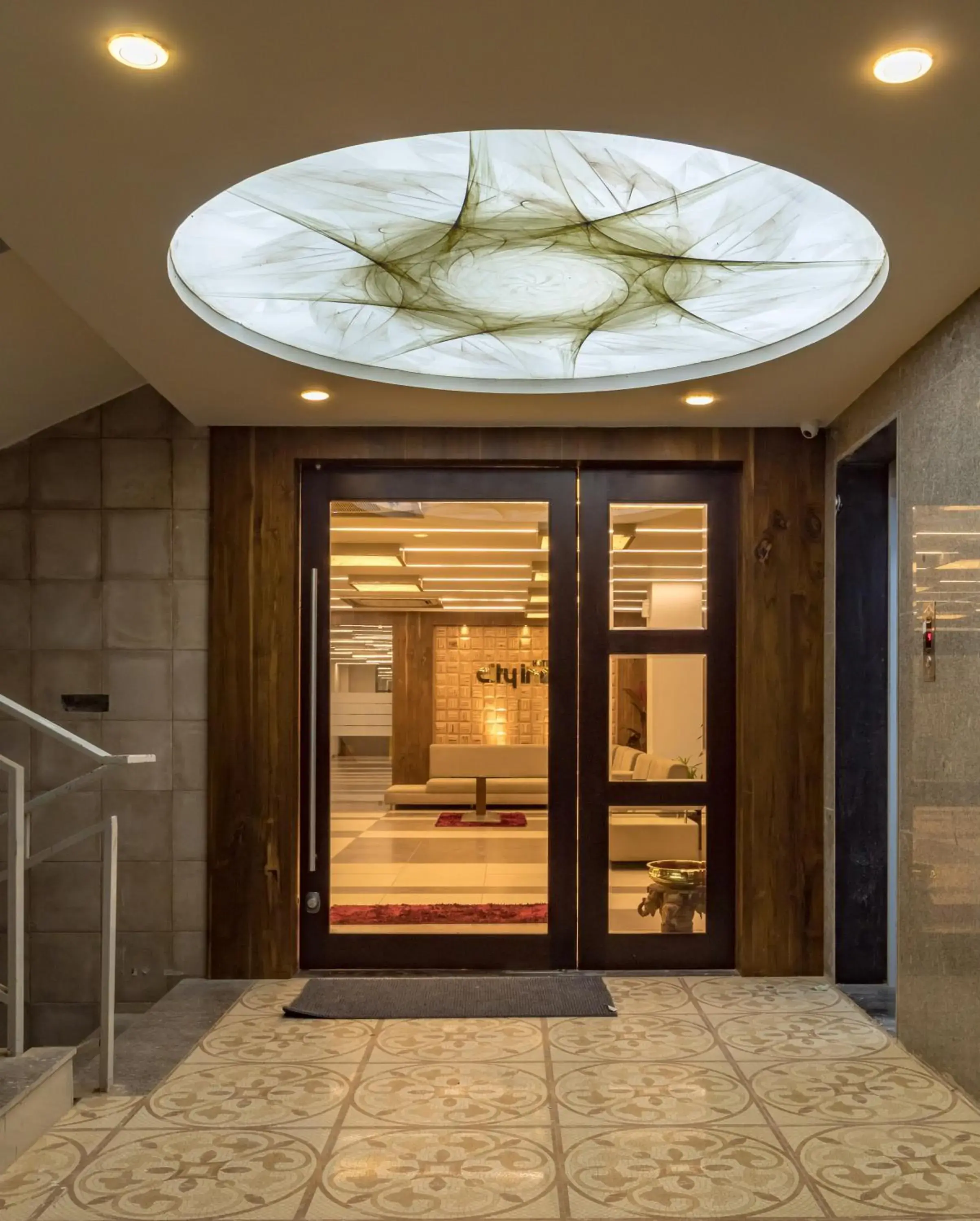 Facade/entrance in Hotel City Inn Facade/entrance in Hotel City Inn