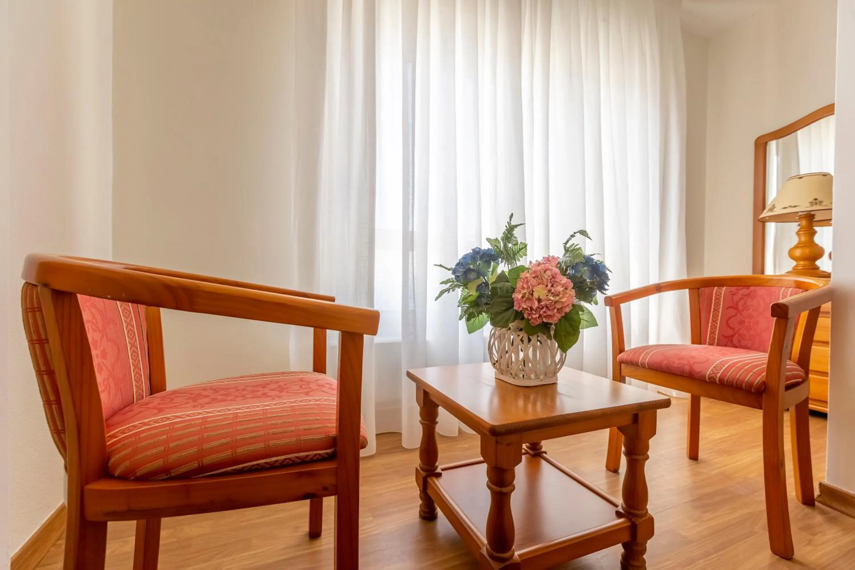 Seating area in Hotel Nautilus
