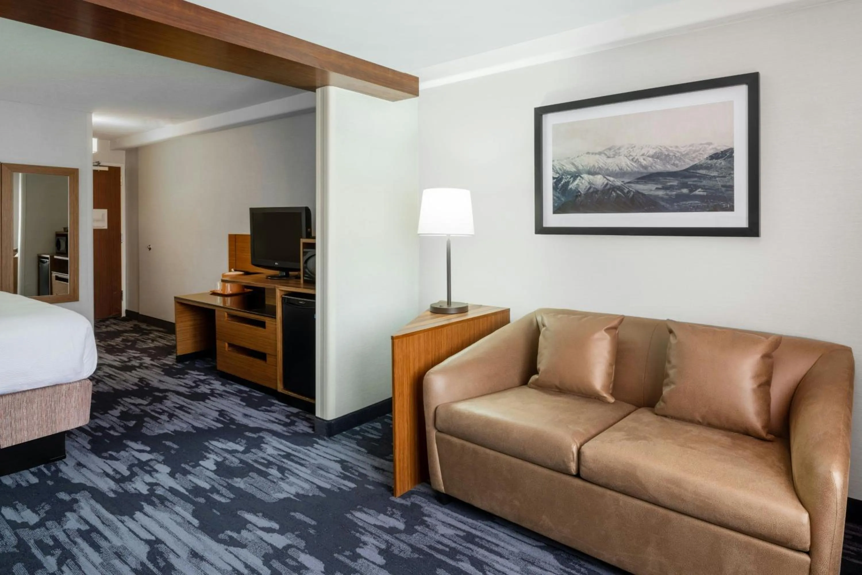 Photo of the whole room, Bed in Fairfield Inn & Suites by Marriott Salt Lake City Downtown