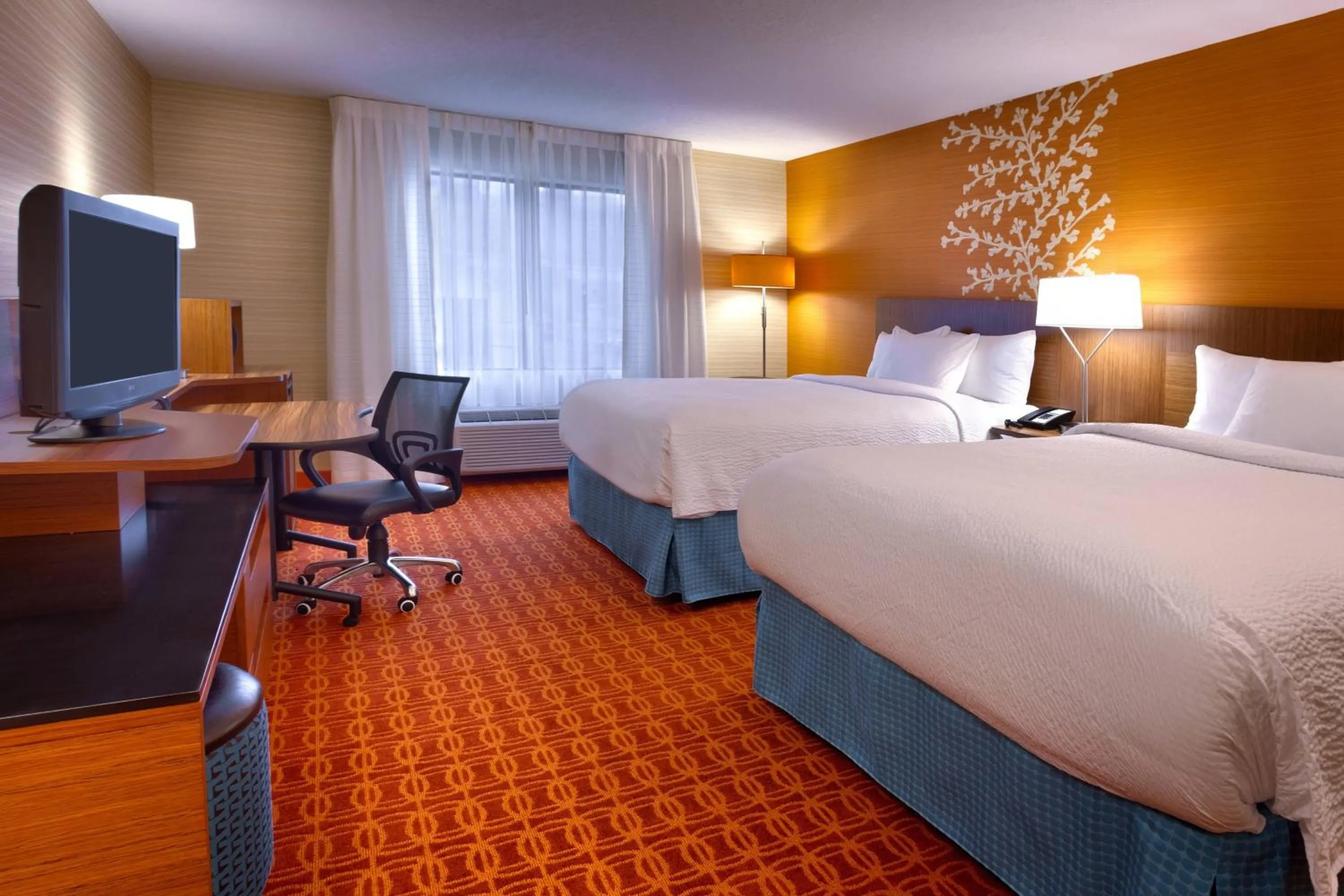 Photo of the whole room, Bed in Fairfield Inn & Suites by Marriott Salt Lake City Downtown