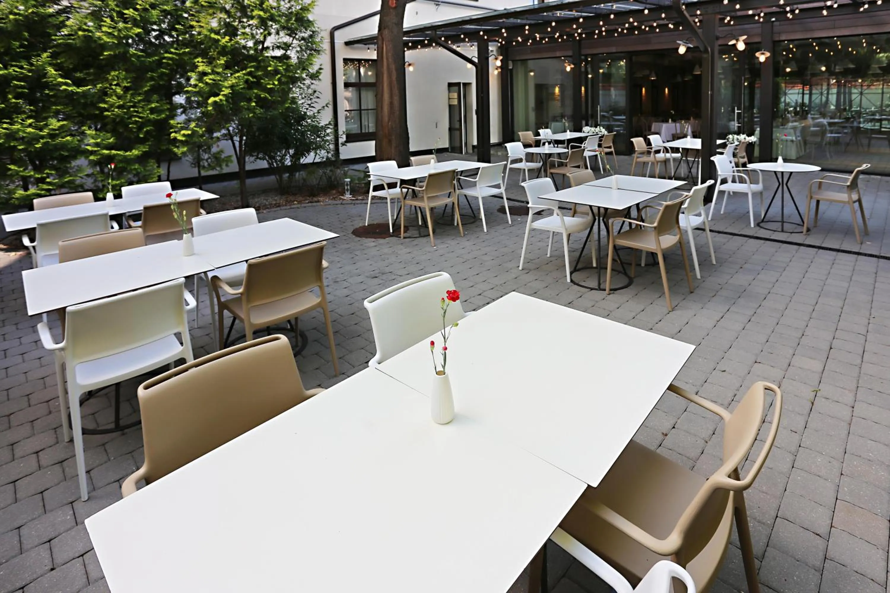 Restaurant/places to eat in City Hotels Algirdas