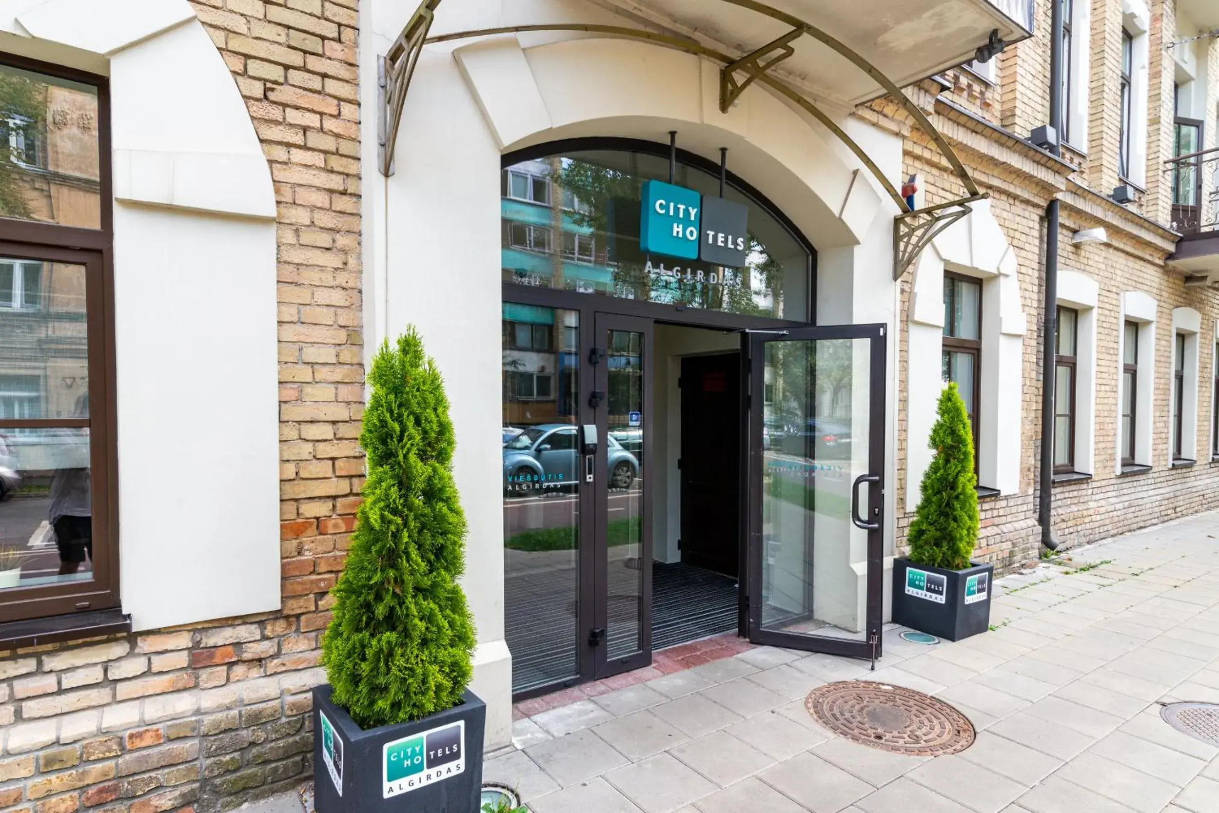 Property building in City Hotels Algirdas Property building in City Hotels Algirdas