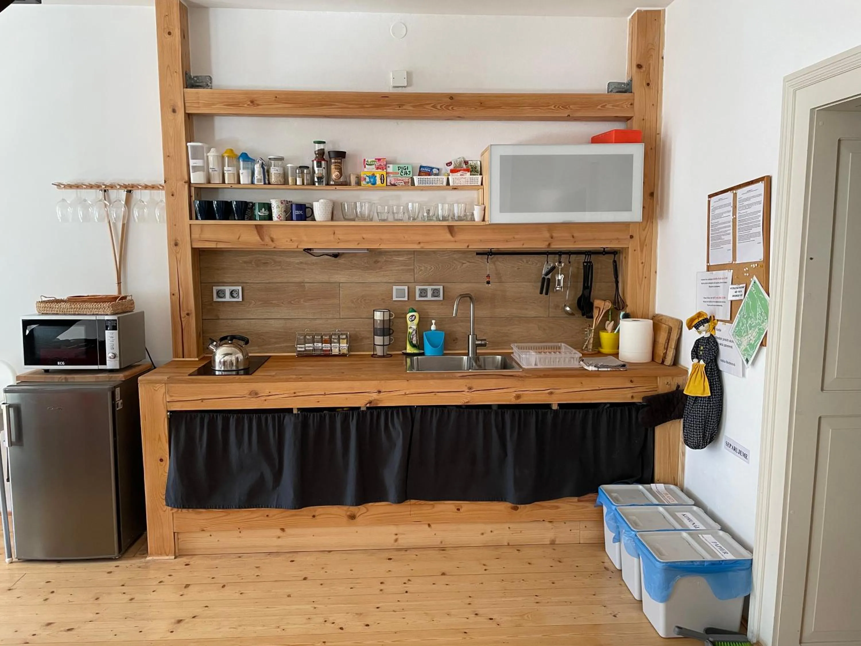 Kitchen or kitchenette in Apartman Stiavnica