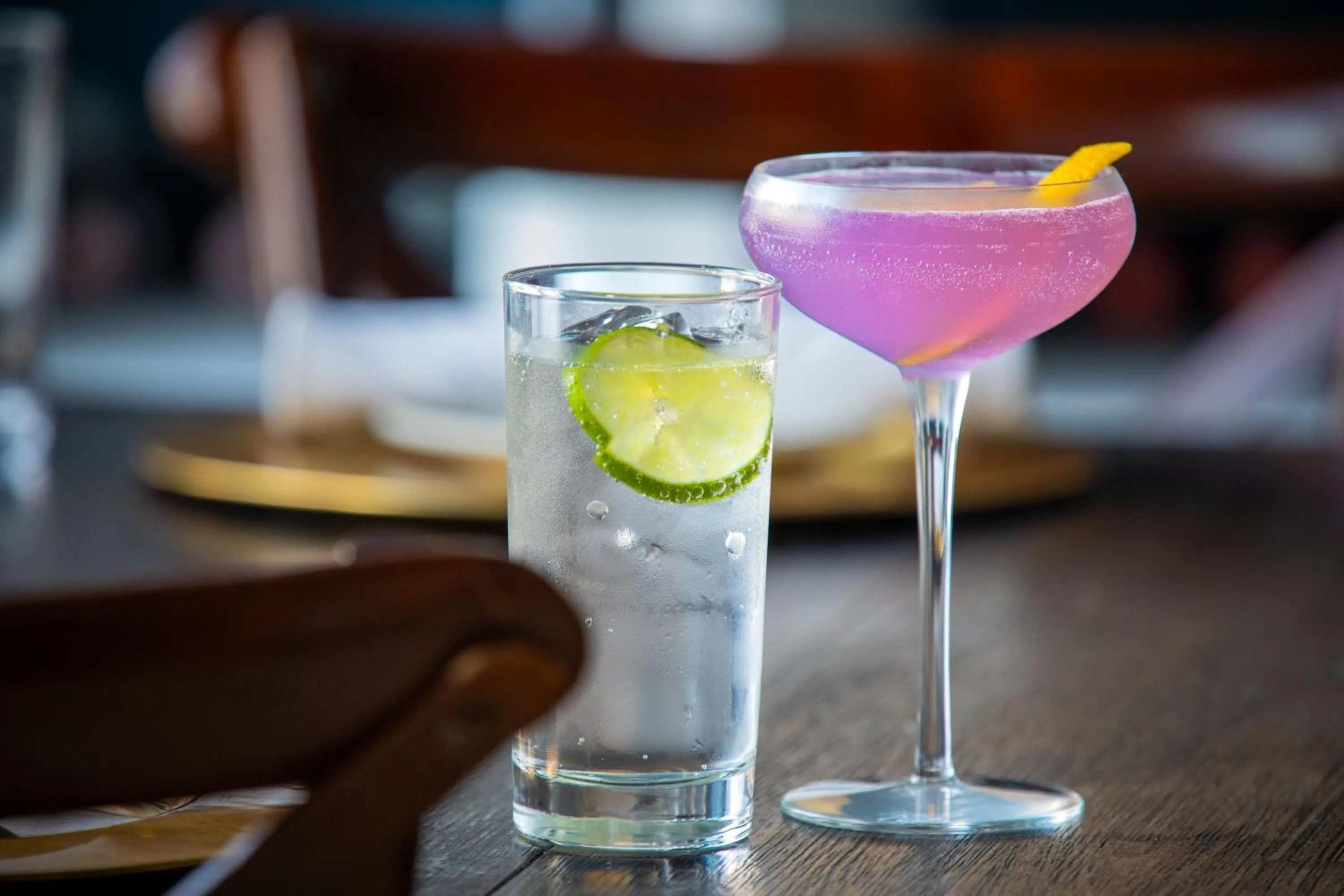 Restaurant/places to eat in Courtyard by Marriott Stamford Downtown