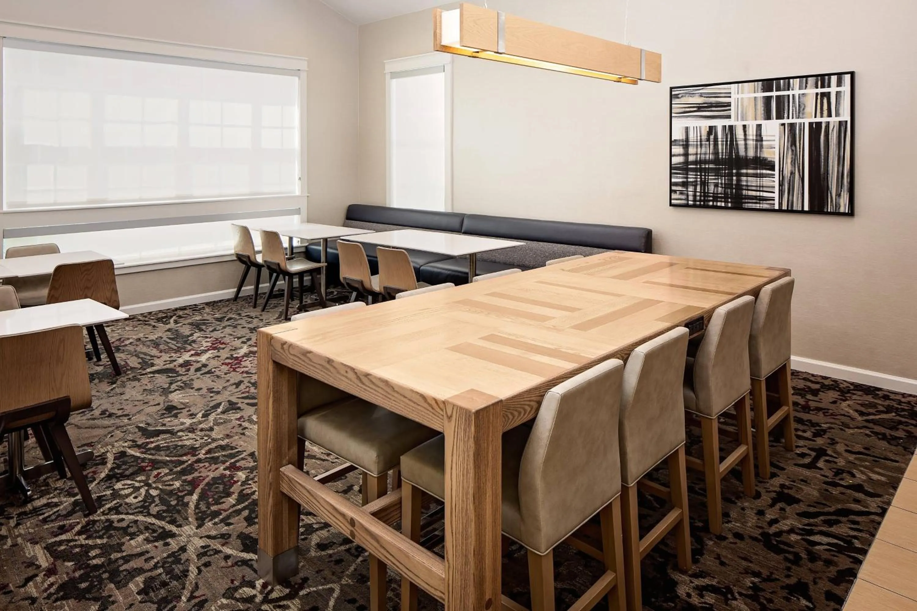 Restaurant/places to eat in Residence Inn by Marriott Tucson Williams Centre