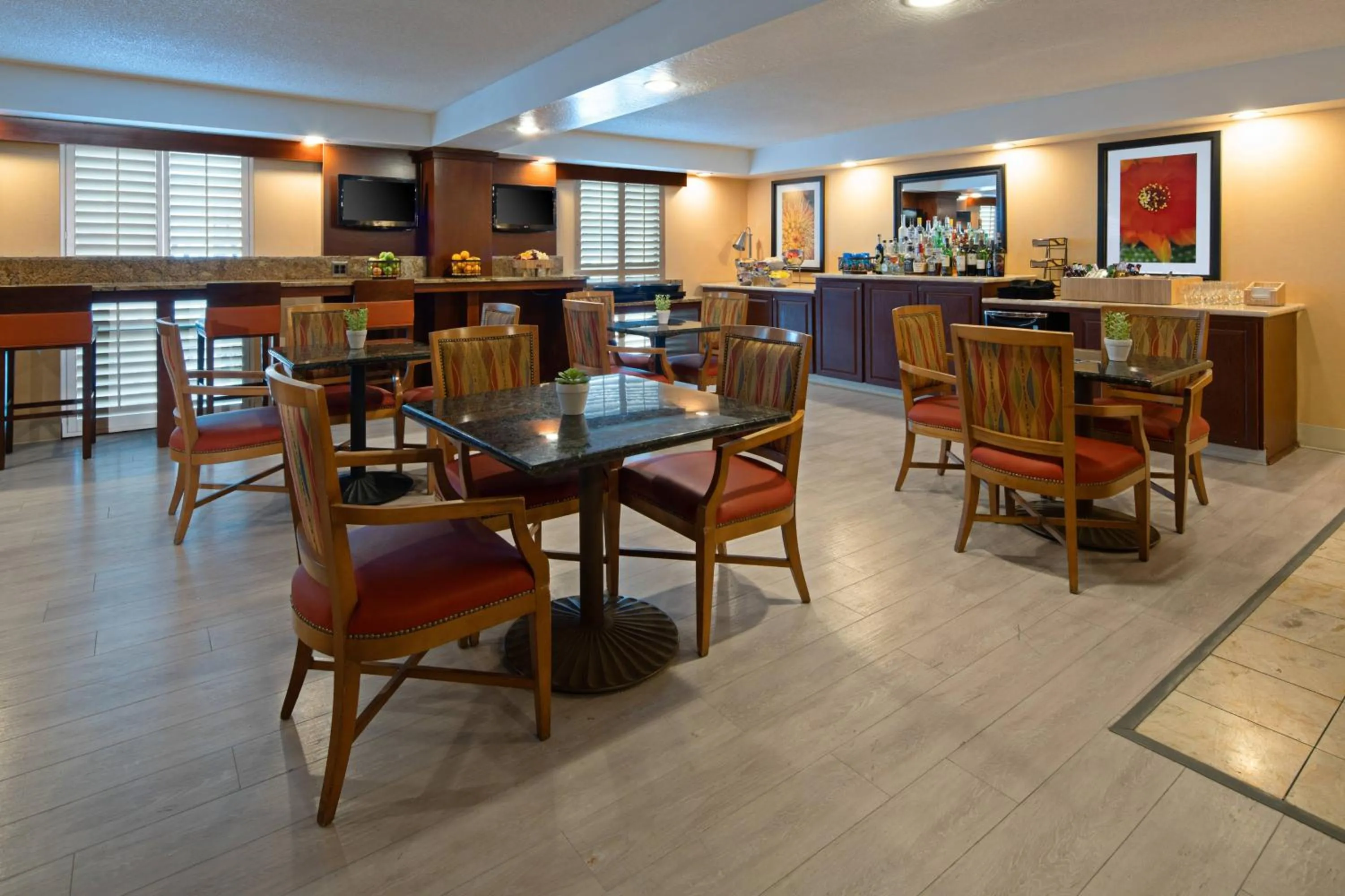 Lounge or bar in Tucson Marriott University Park