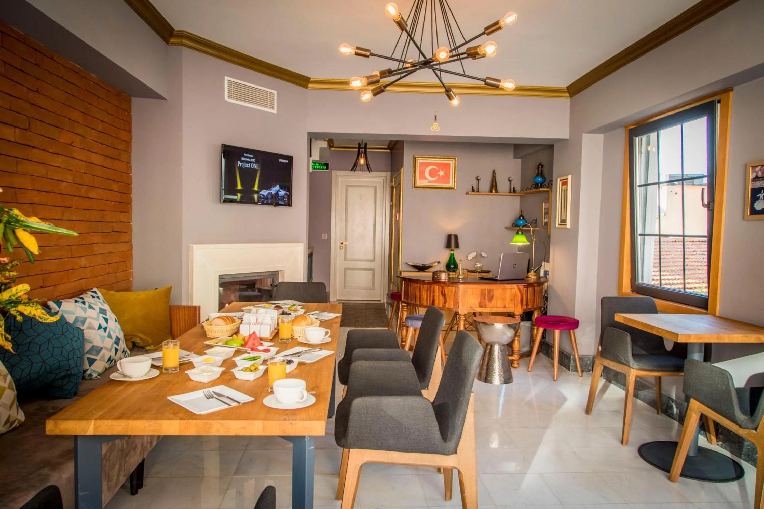 Lobby or reception in Sublime Porte Hotel