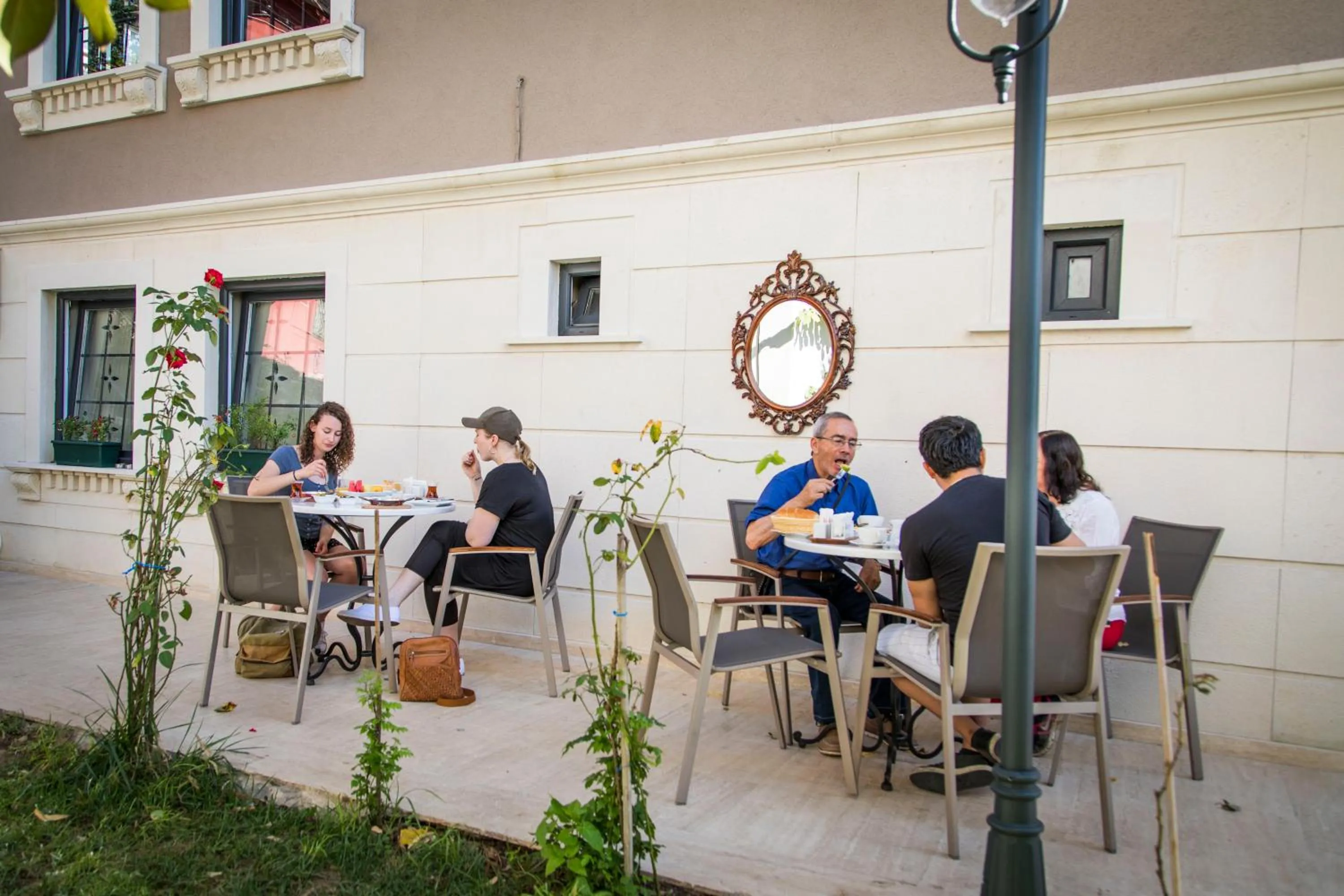 Garden in Sublime Porte Hotel