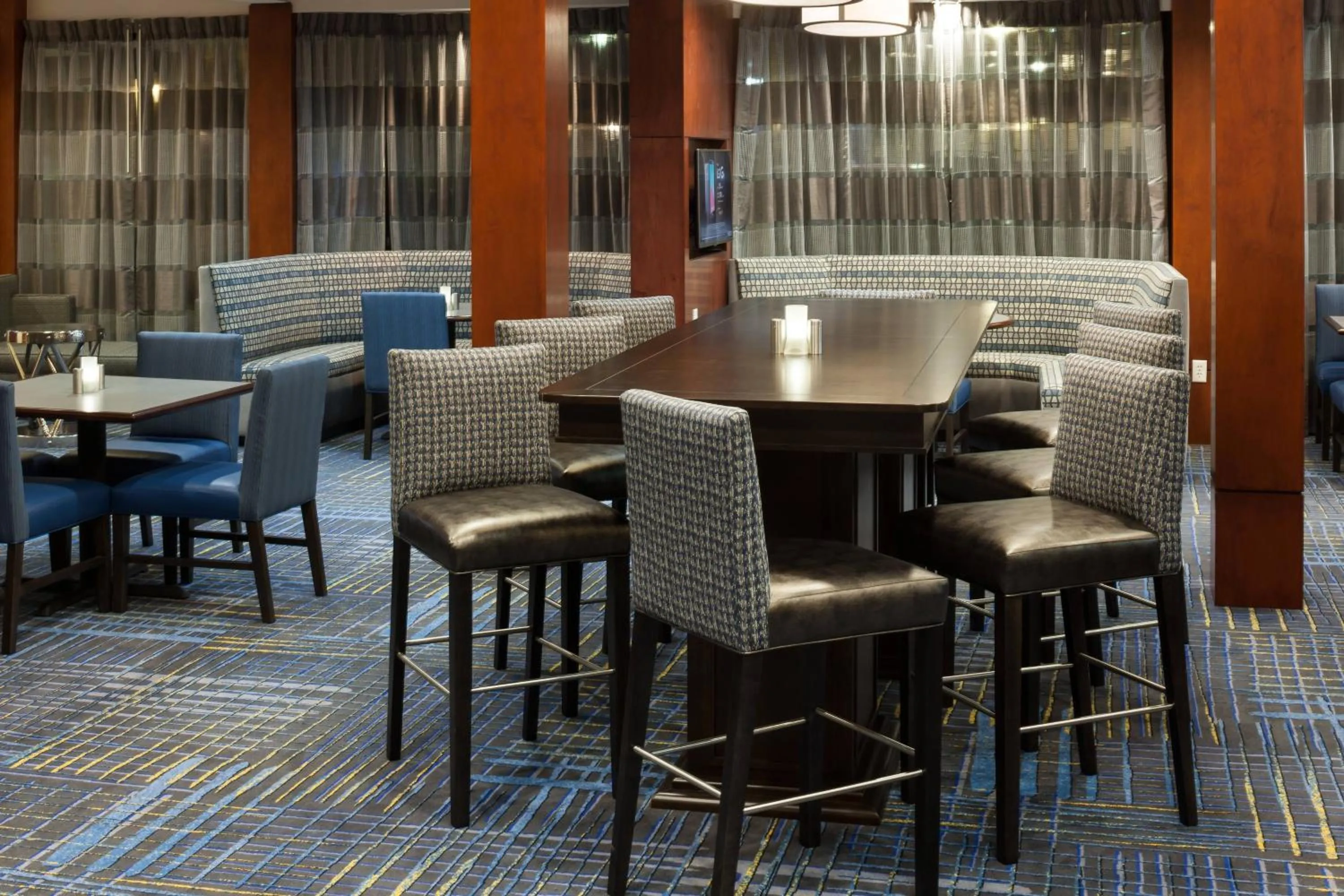 Restaurant/places to eat in Courtyard by Marriott Waco