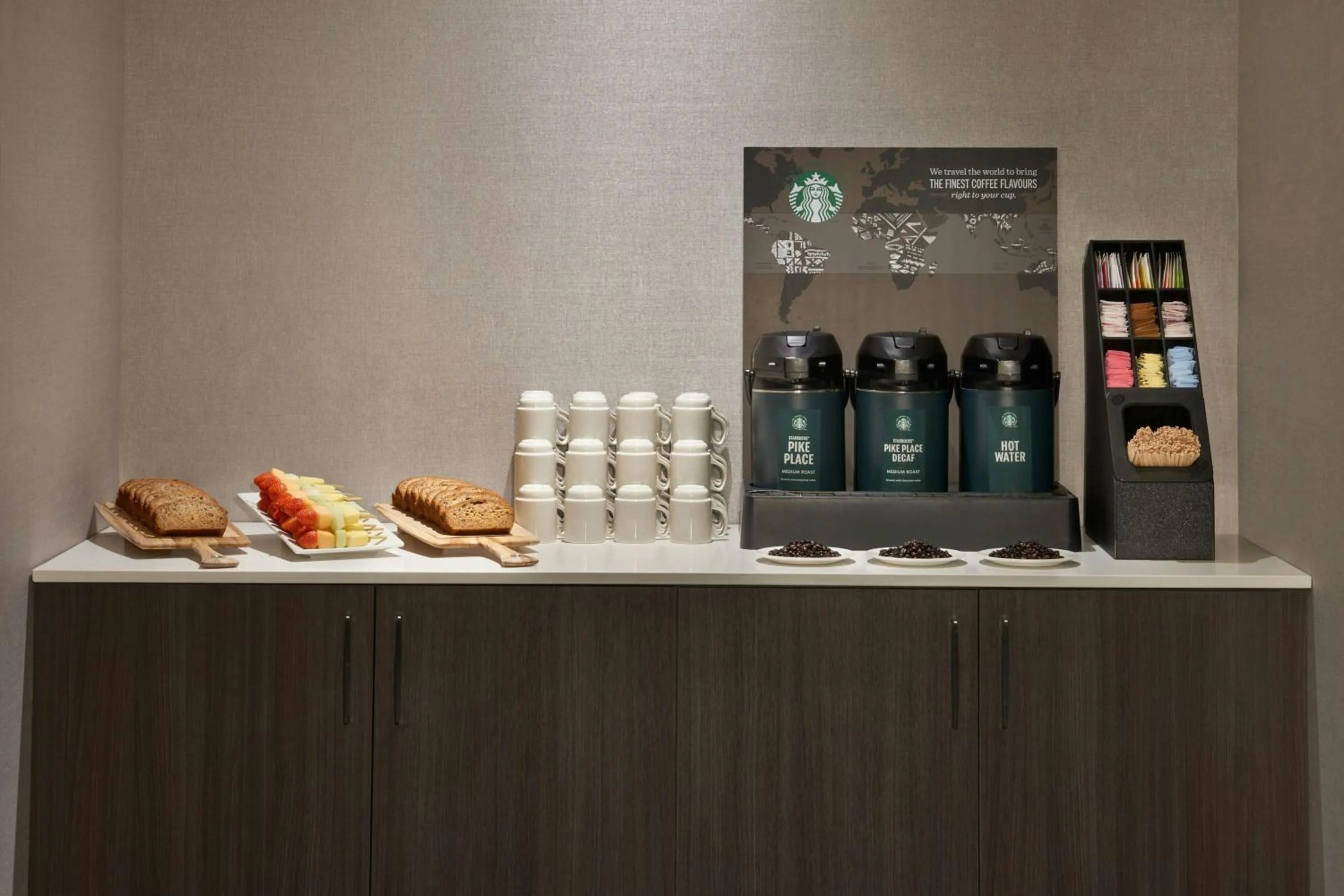 Meeting/conference room in Courtyard by Marriott Ottawa Downtown