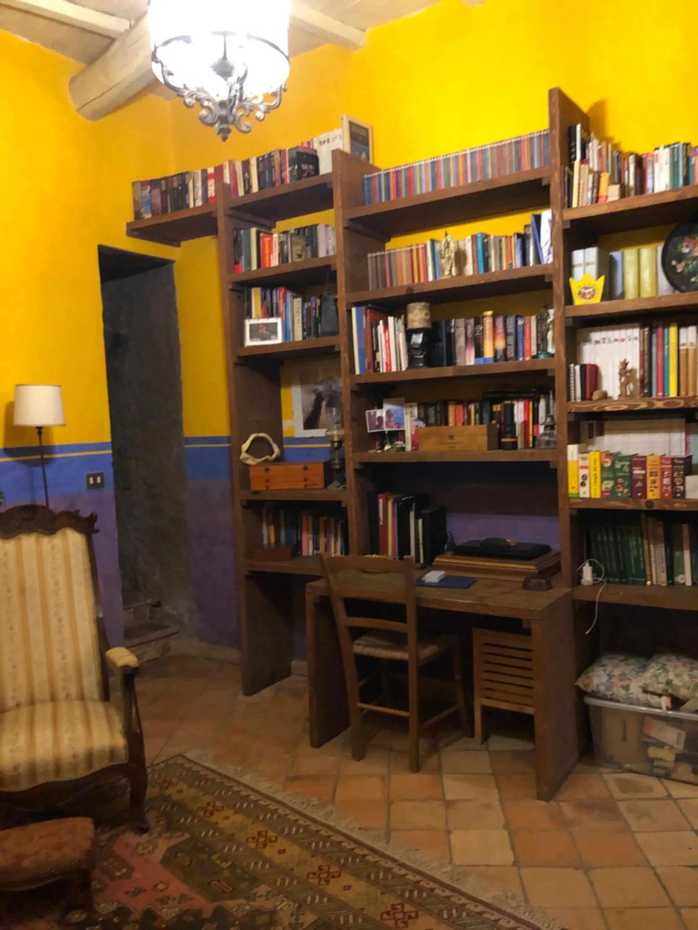 Library in L'antico Molino