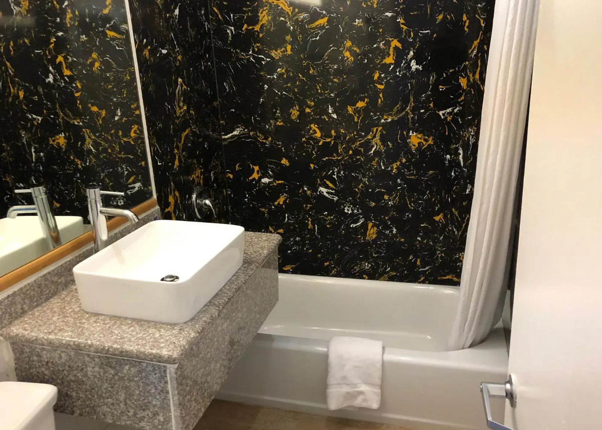 Americas Best Value Inn Visalia Americas Best Value Inn Visalia