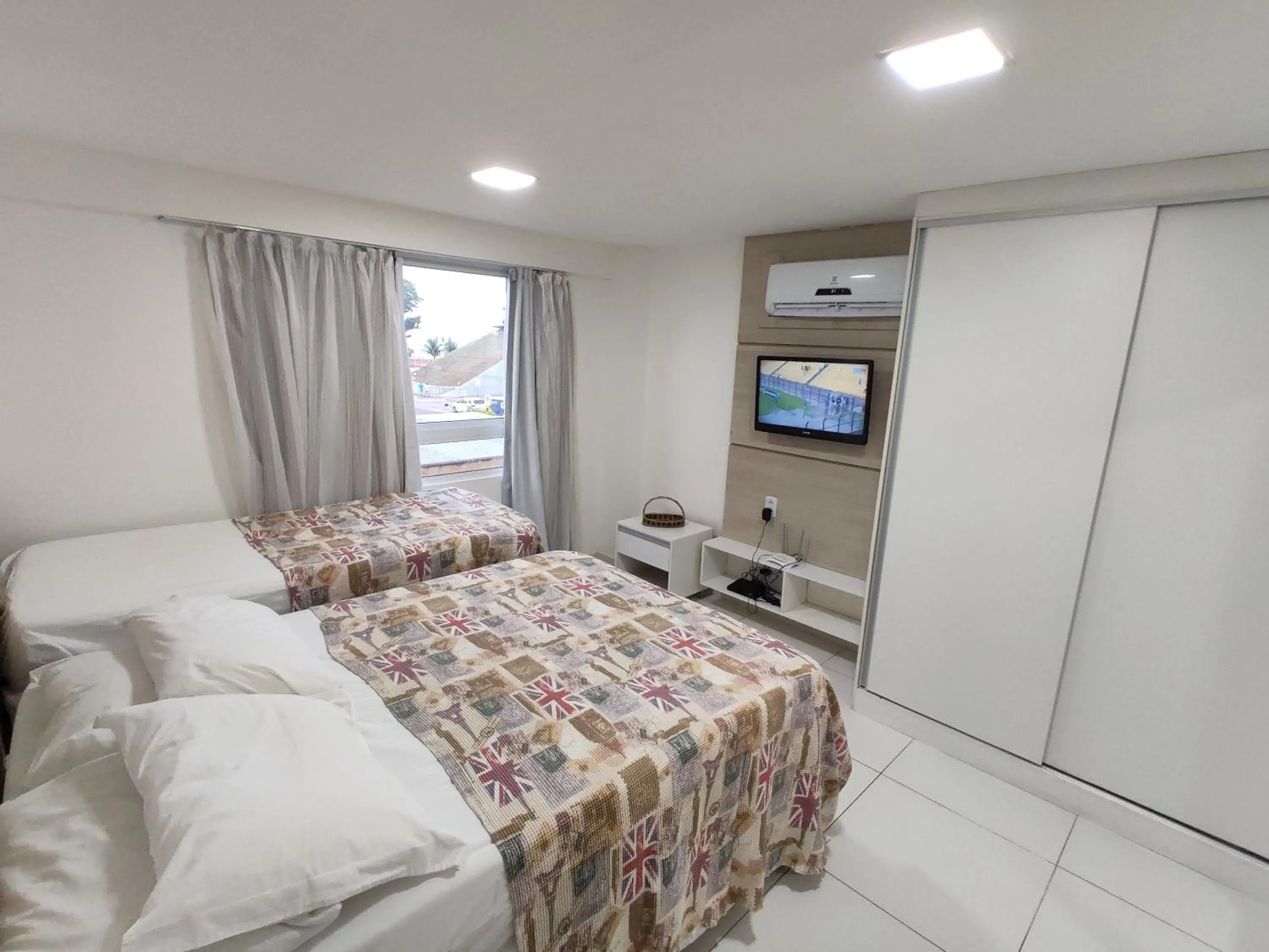 Bedroom, Bed in Israel Flat