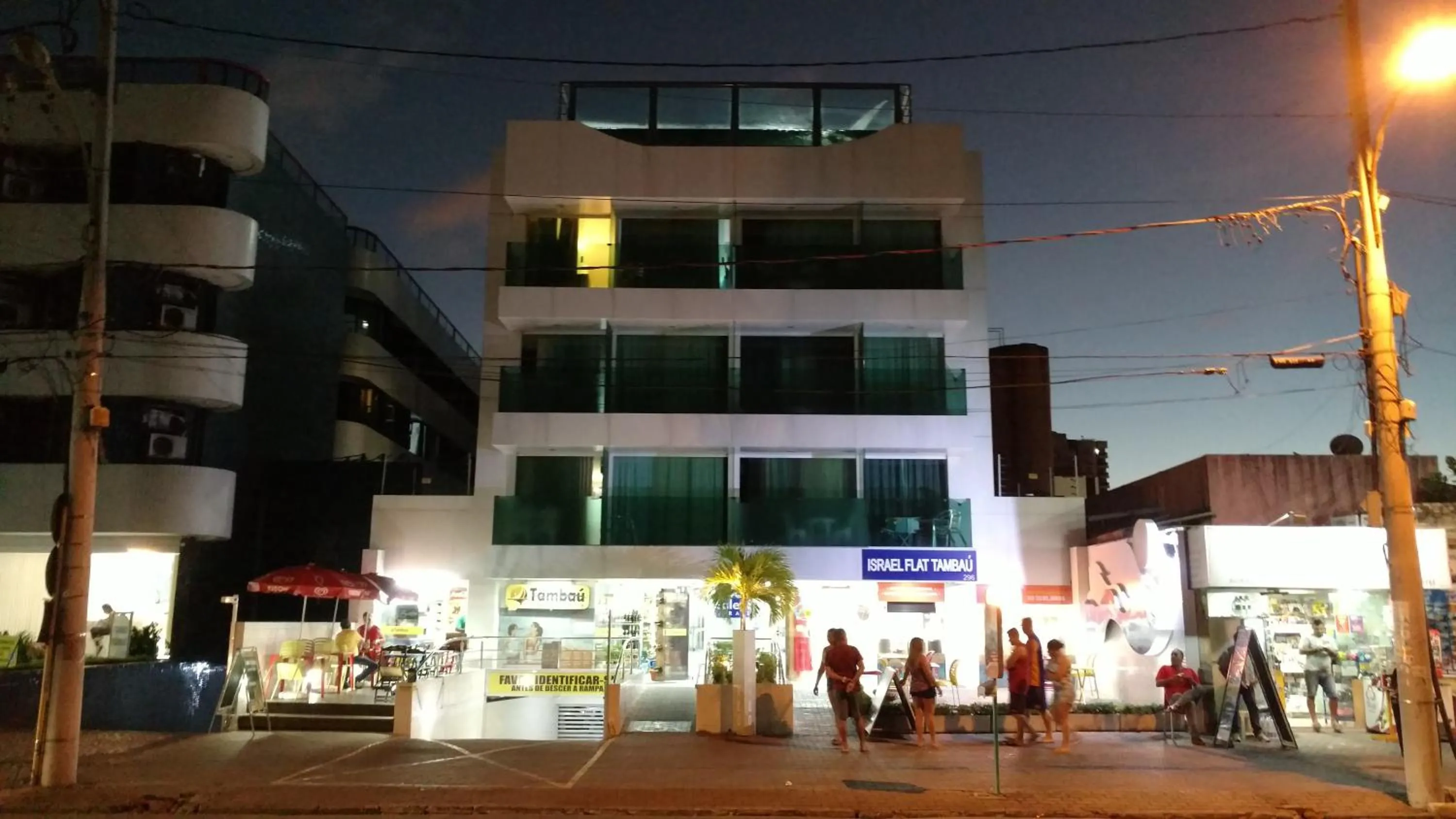 Facade/entrance in Israel Flat