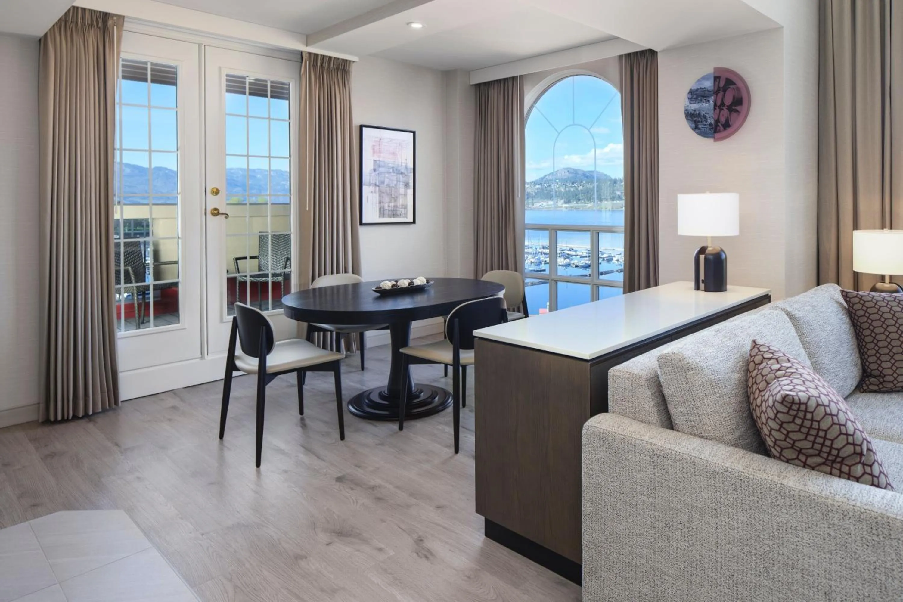 Photo of the whole room in Delta Hotels by Marriott Grand Okanagan Resort