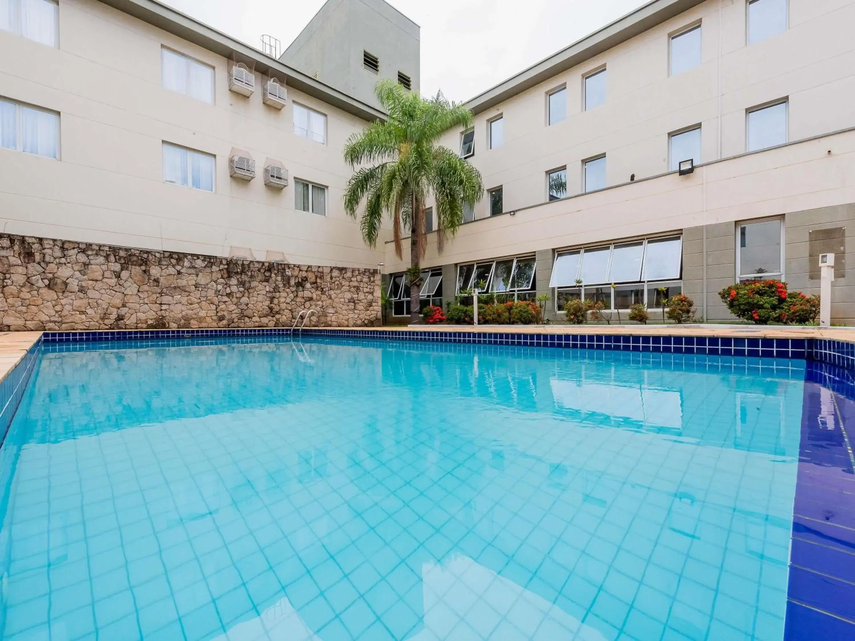 Pool view in Ibis Styles Campinas Alphaville Pool view in Ibis Styles Campinas Alphaville