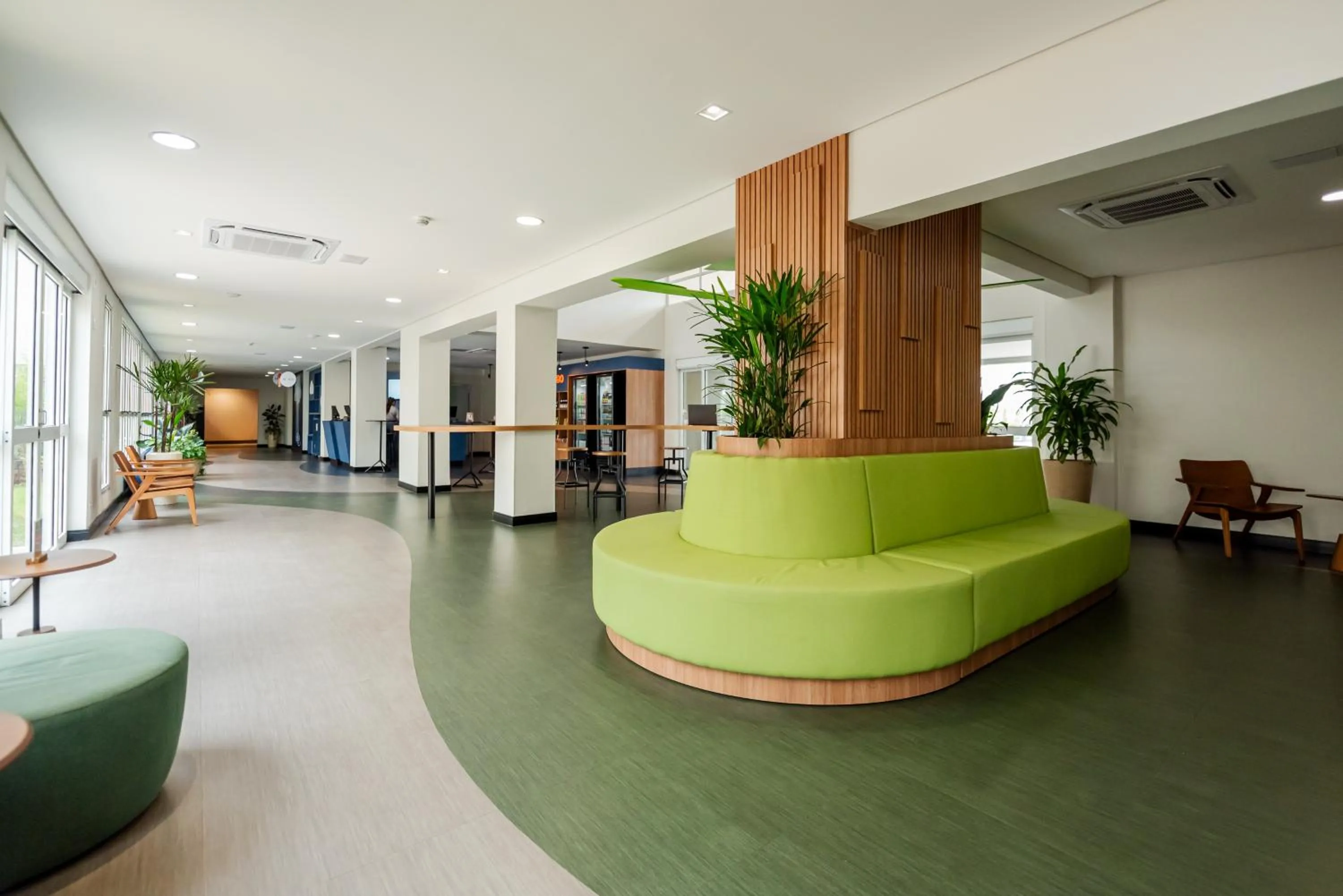 Lobby or reception in Ibis Styles Campinas Alphaville