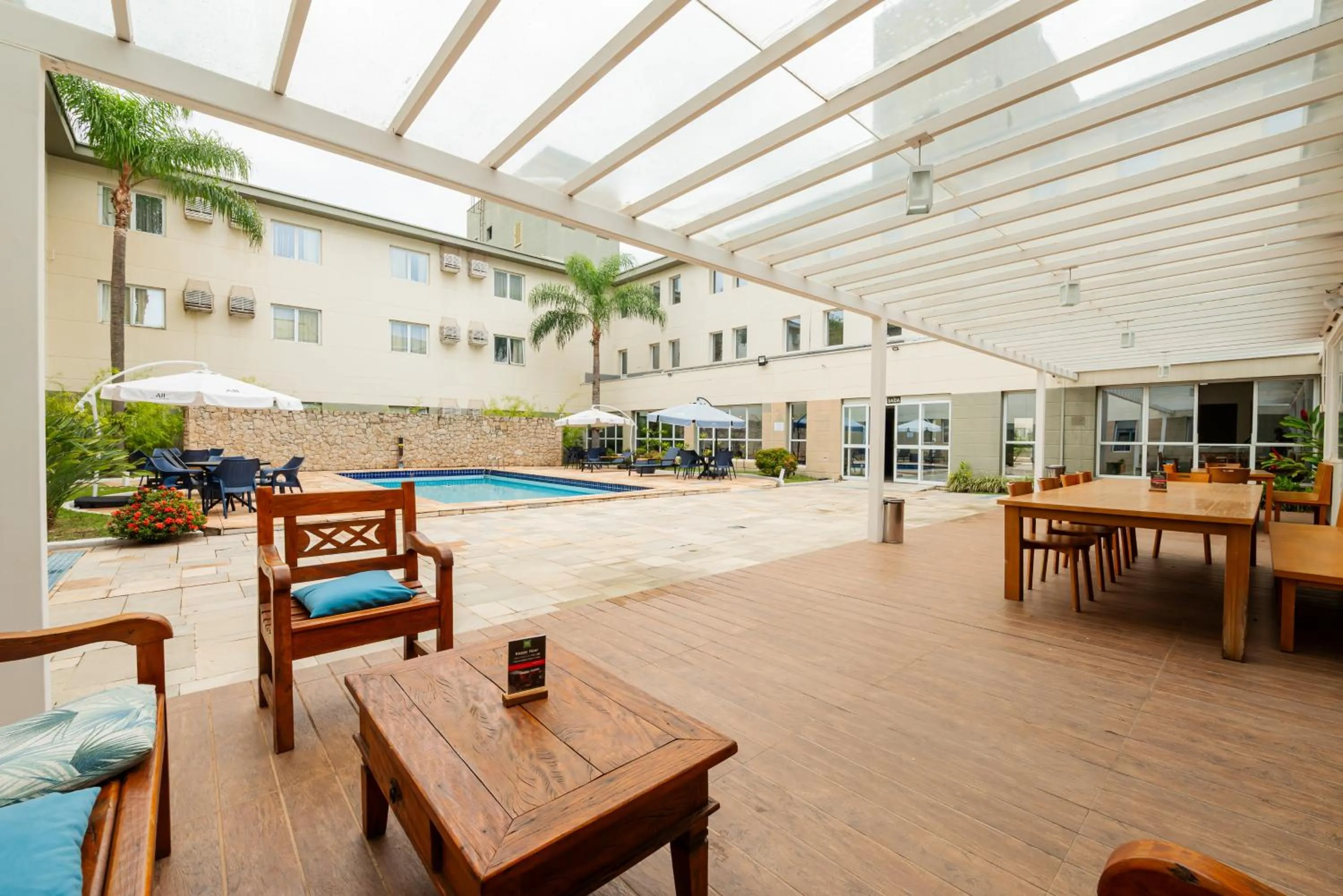 Pool view in Ibis Styles Campinas Alphaville