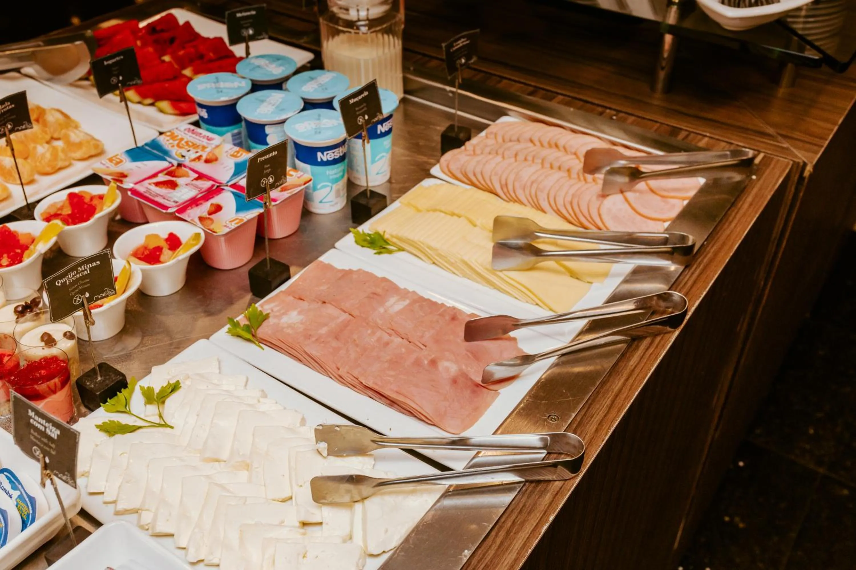 Breakfast in Vitoria Praia Hotel