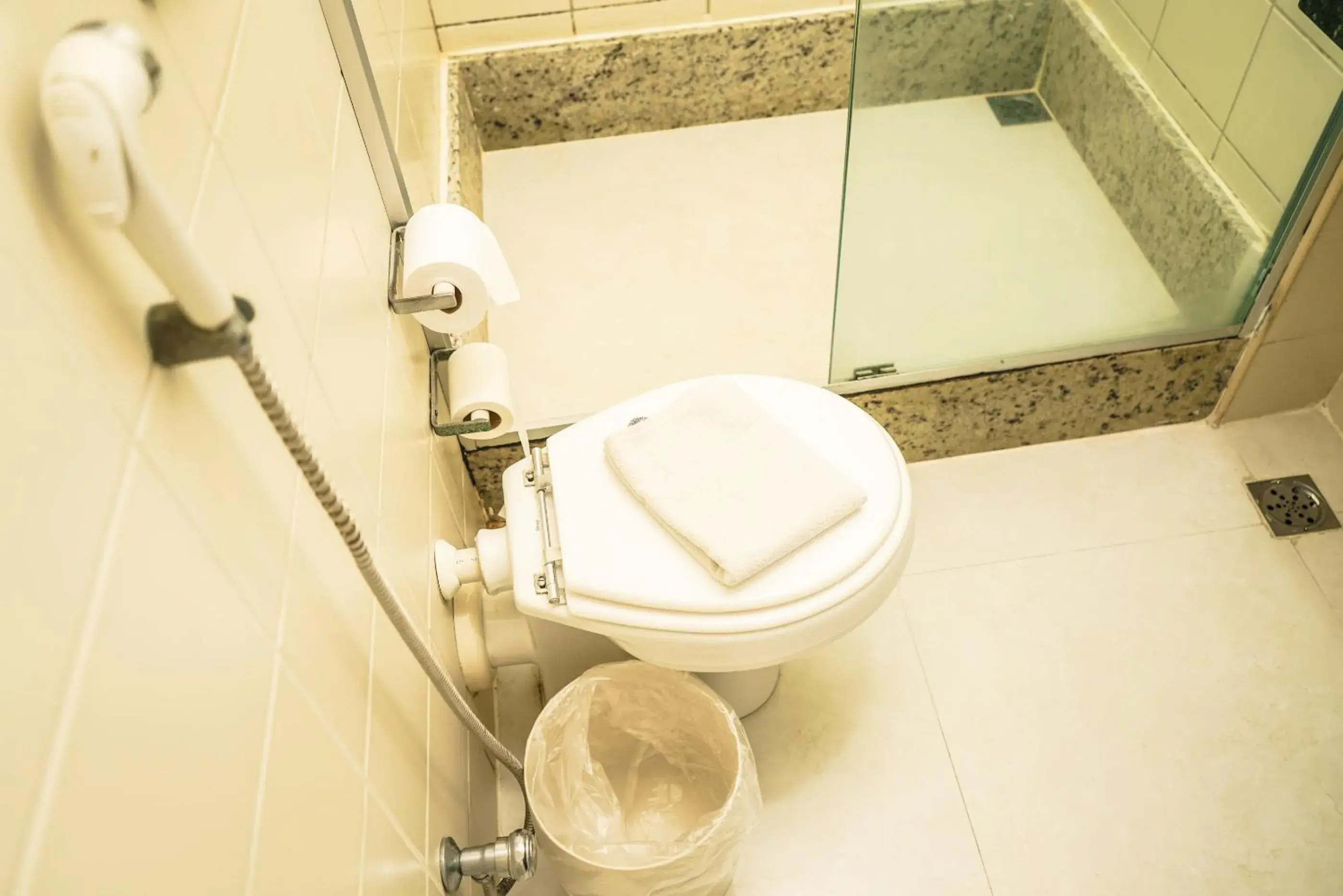 Luxury Twin Room - single occupancy in Vitoria Praia Hotel Luxury Twin Room - single occupancy in Vitoria Praia Hotel