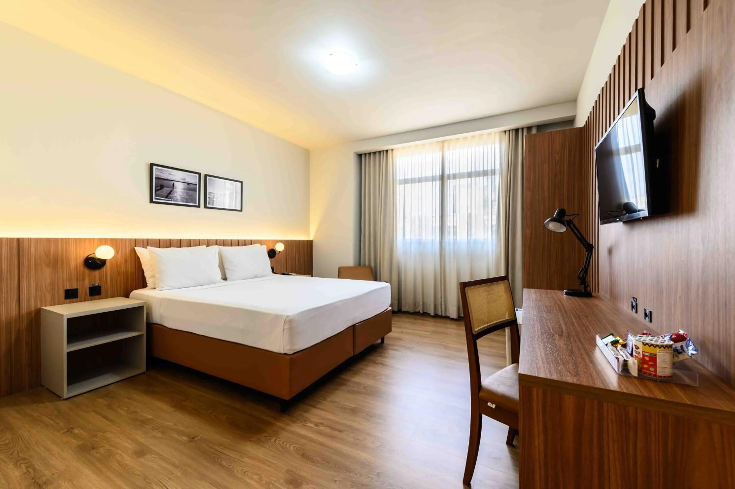 Bed in Vitoria Praia Hotel