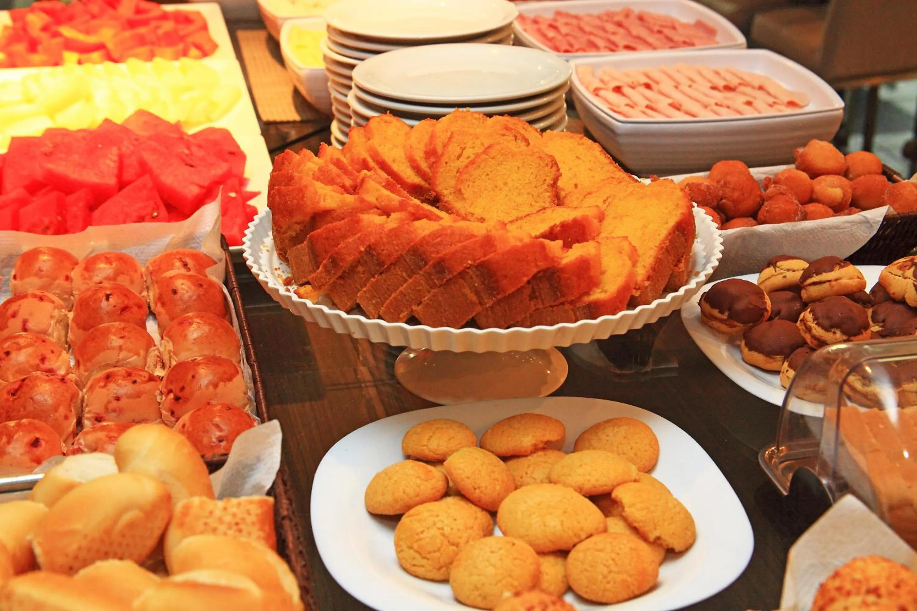 Restaurant/places to eat in Vitoria Praia Hotel