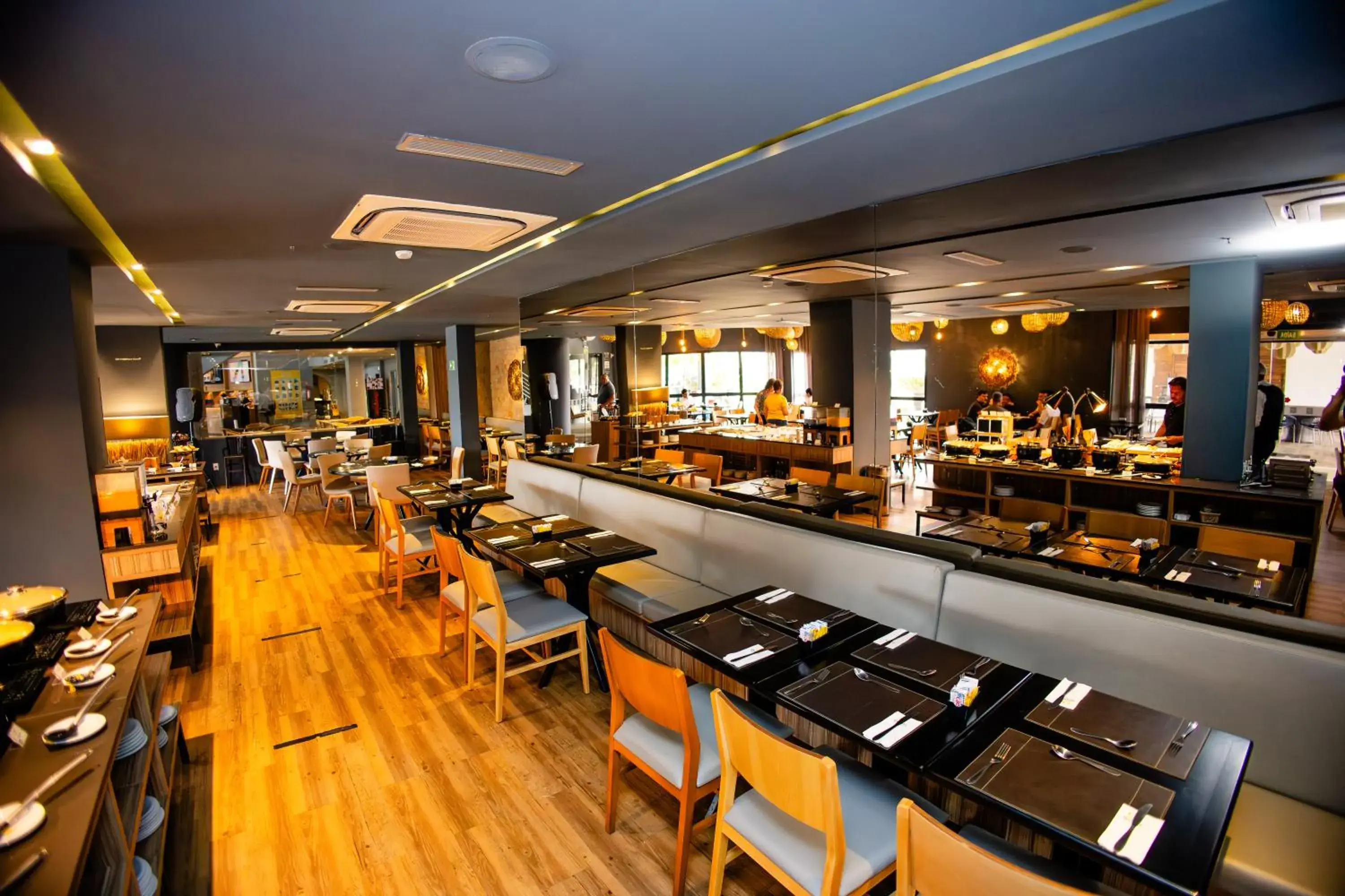 Restaurant/places to eat in Quality Hotel Aracaju Restaurant/places to eat in Quality Hotel Aracaju