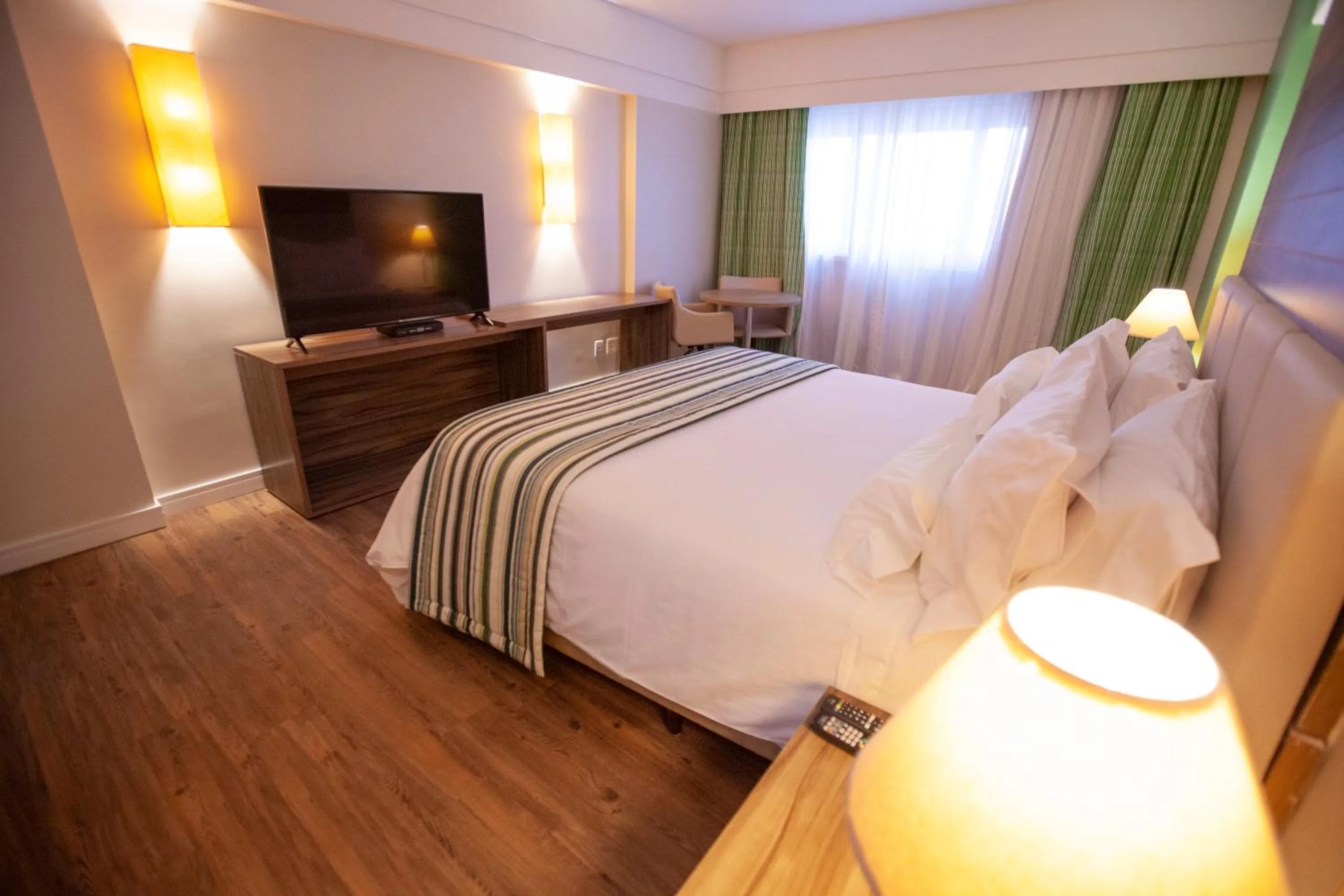 Bedroom, Bed in Vidam Hotel Aracaju - Transamerica Collection