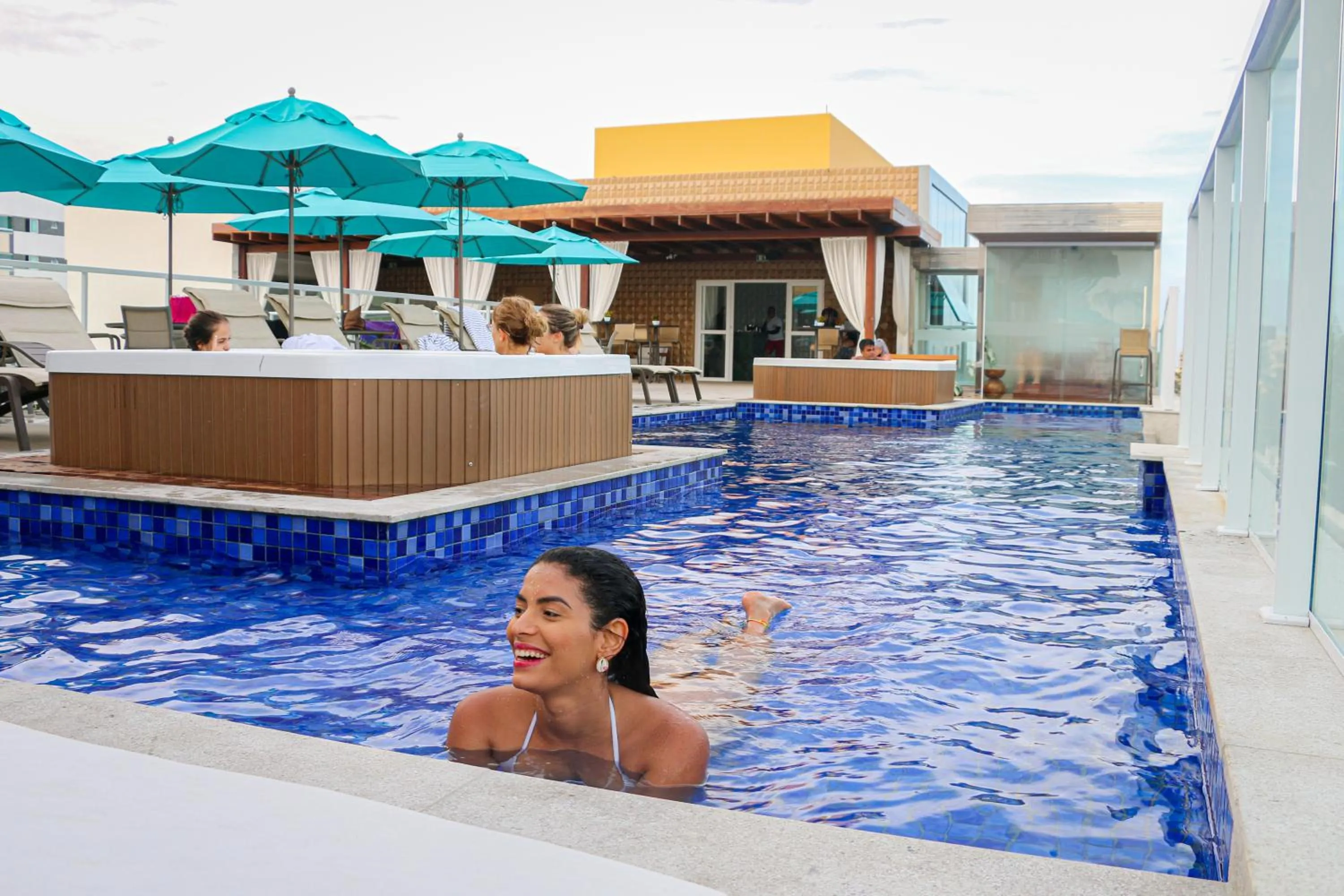 Hot Tub in Vidam Hotel Aracaju - Transamerica Collection