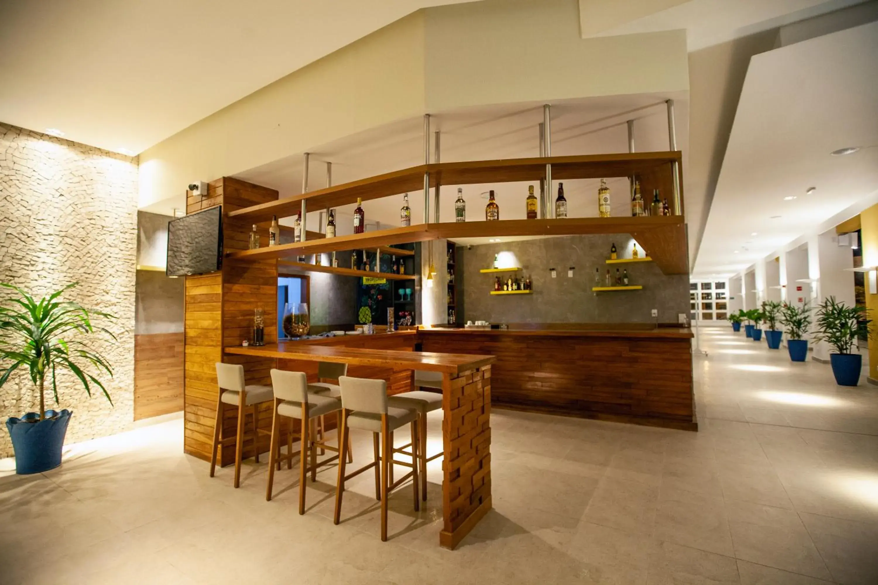 Lounge or bar in Vidam Hotel Aracaju - Transamerica Collection Lounge or bar in Vidam Hotel Aracaju - Transamerica Collection