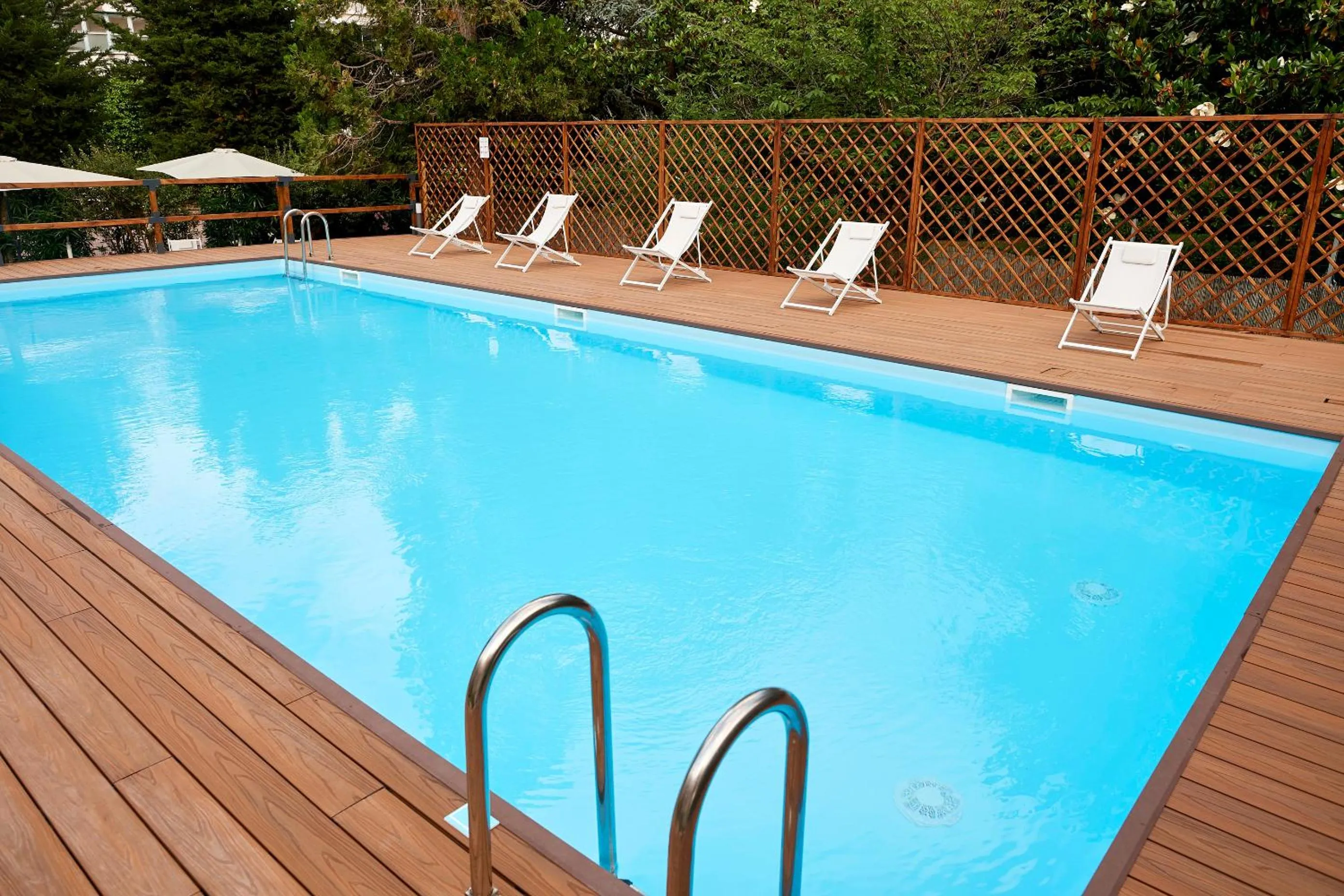 Swimming pool in Occidental Aurelia