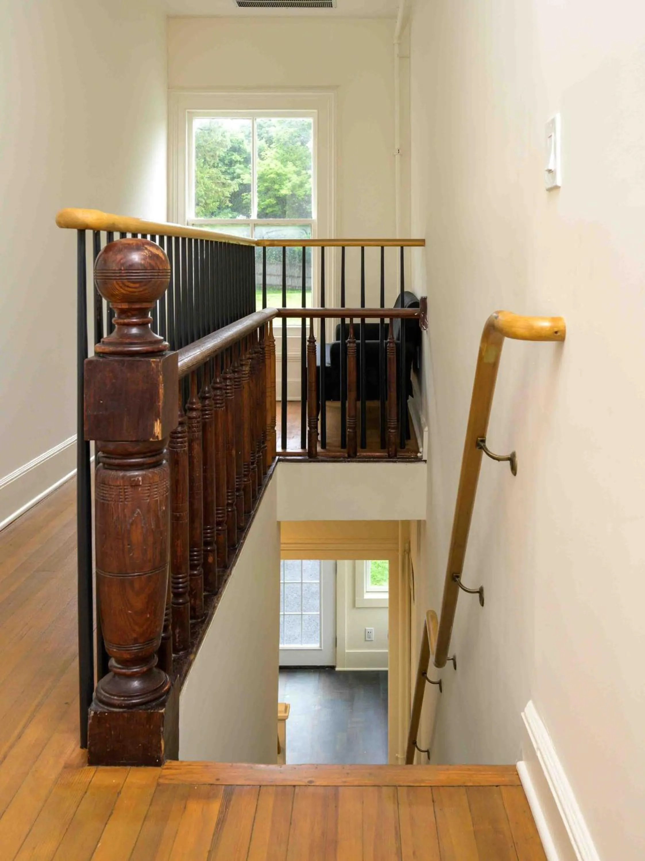 Communal lounge/ TV room in Station Inn Pawling