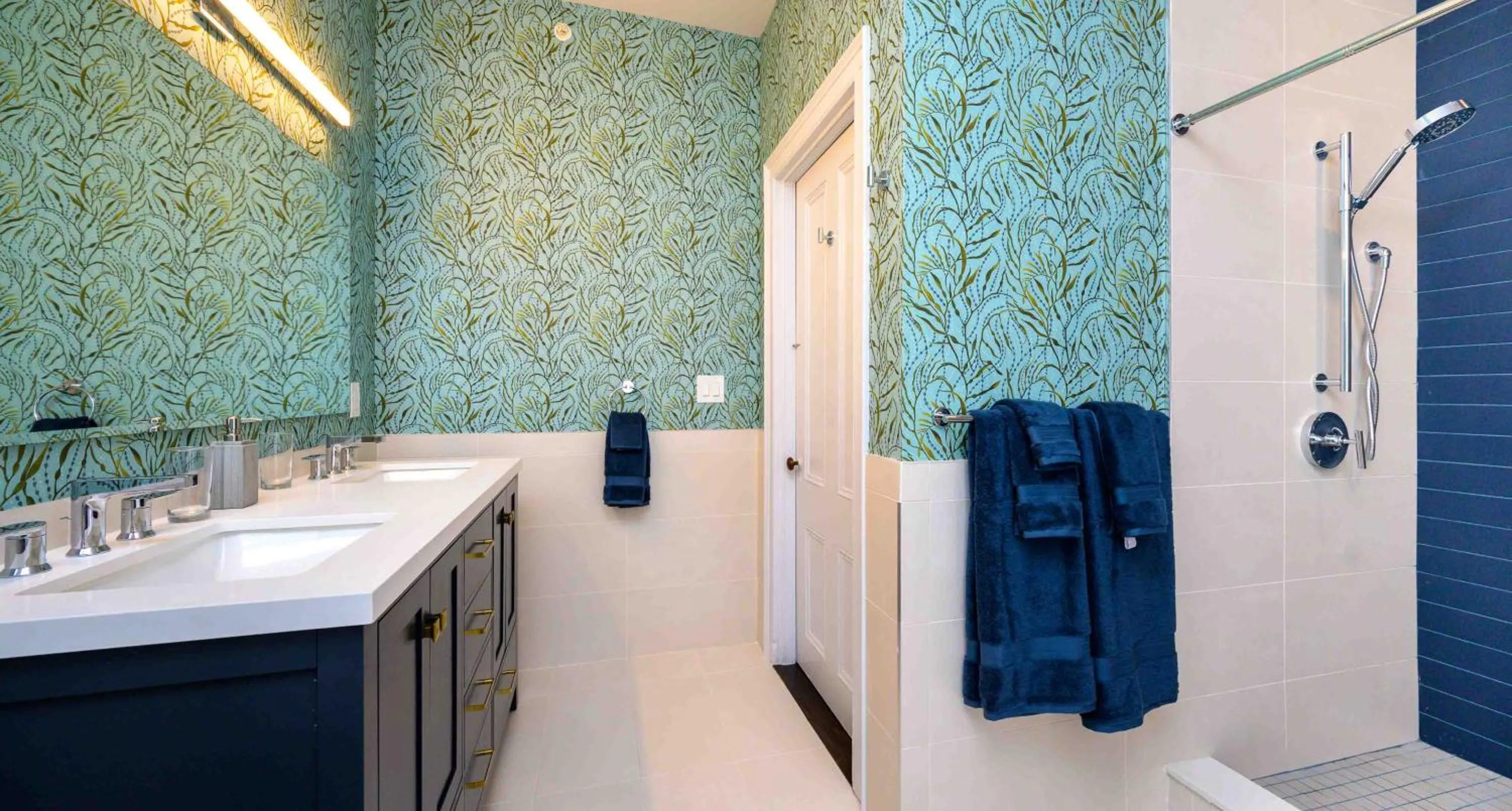 Bathroom in Station Inn Pawling