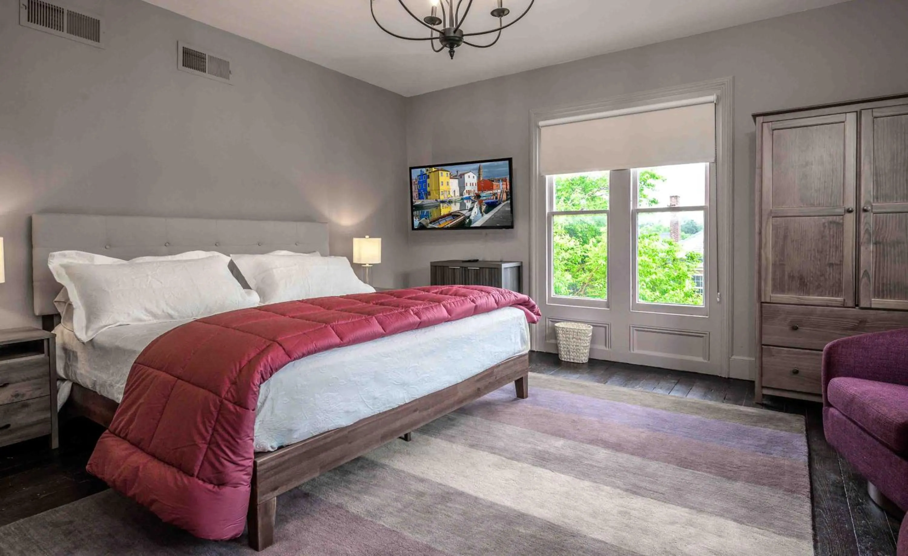 Bedroom, Bed in Station Inn Pawling