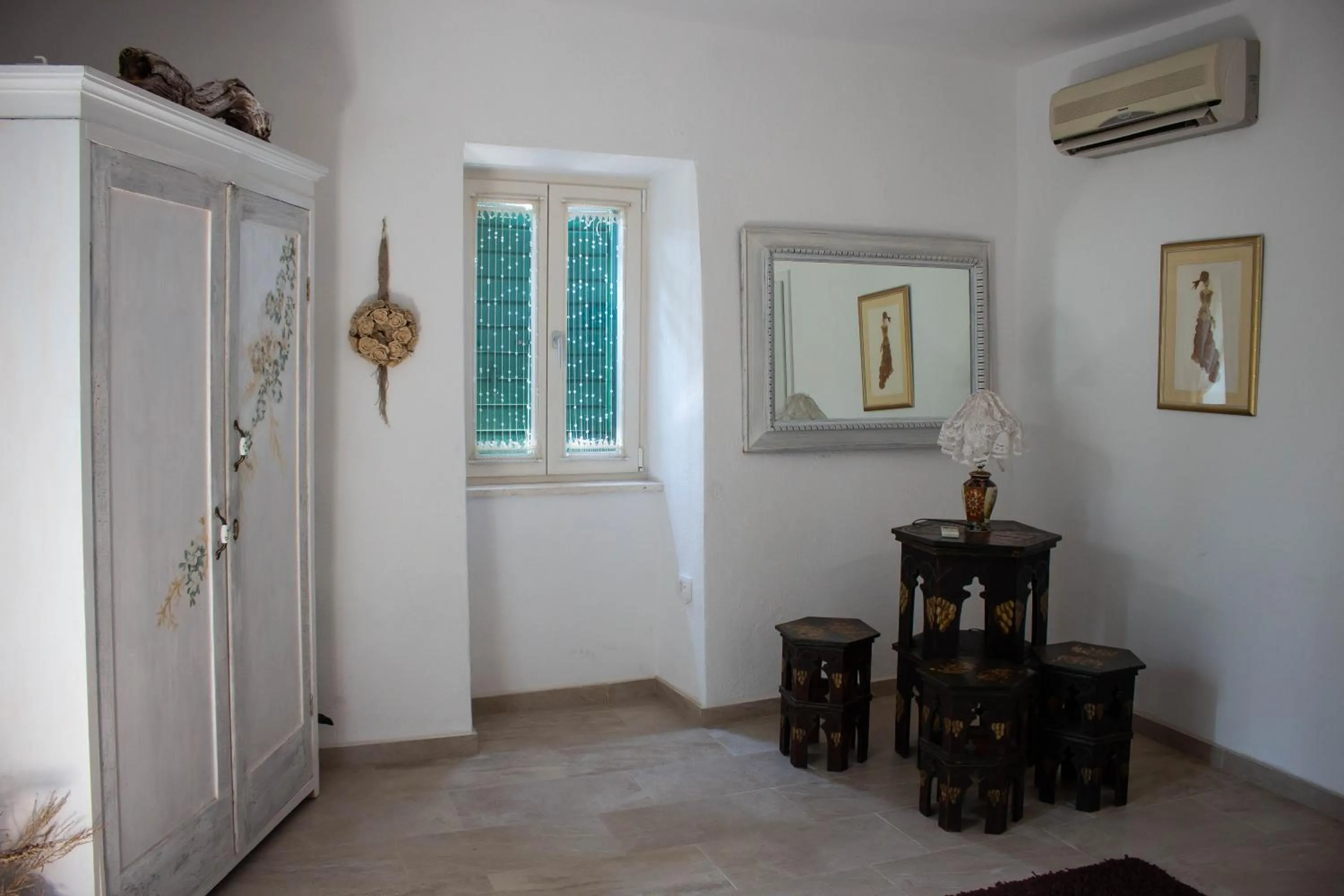 Bedroom in Villa Cindro House