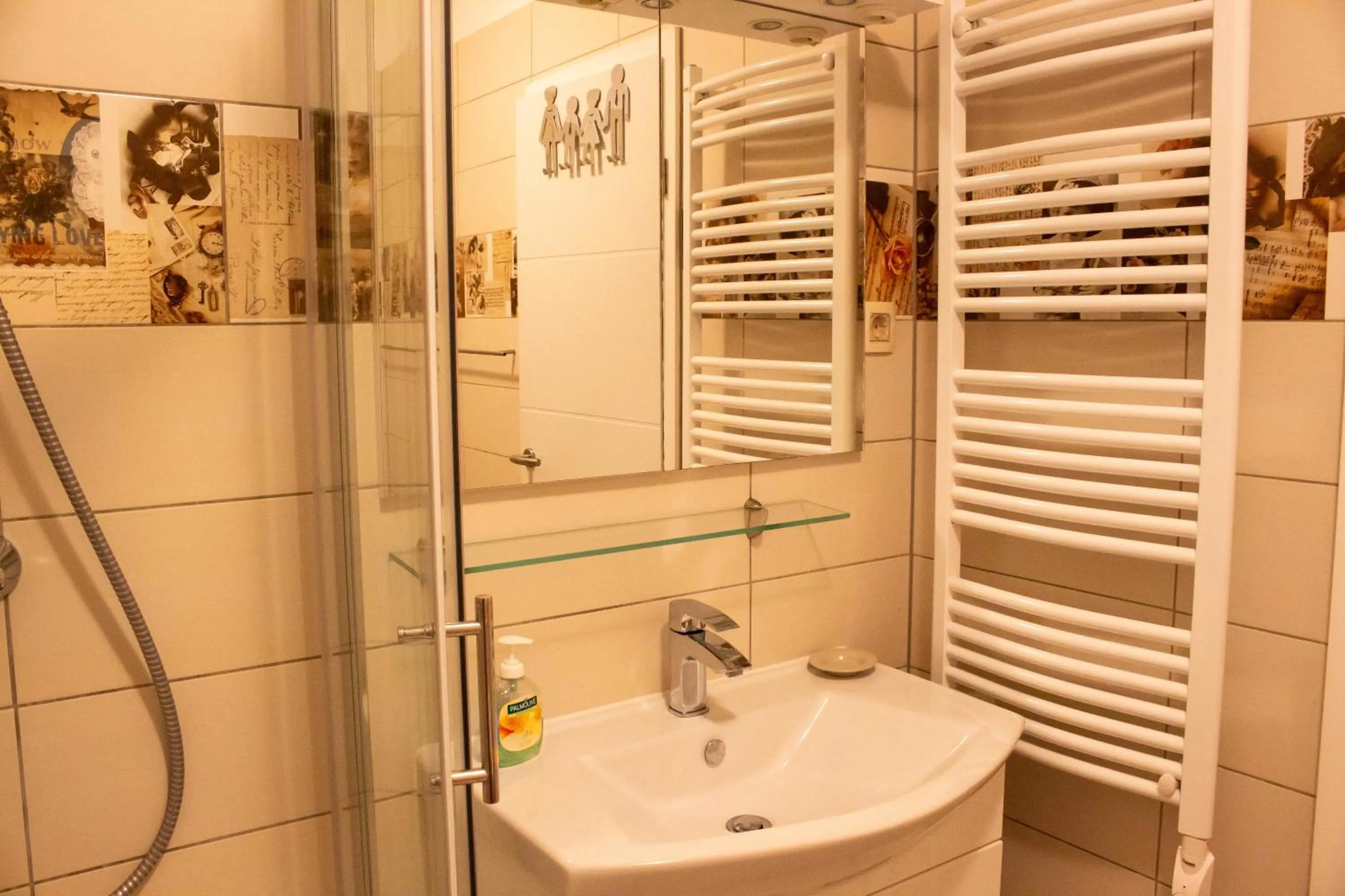 Bathroom in Villa Cindro House